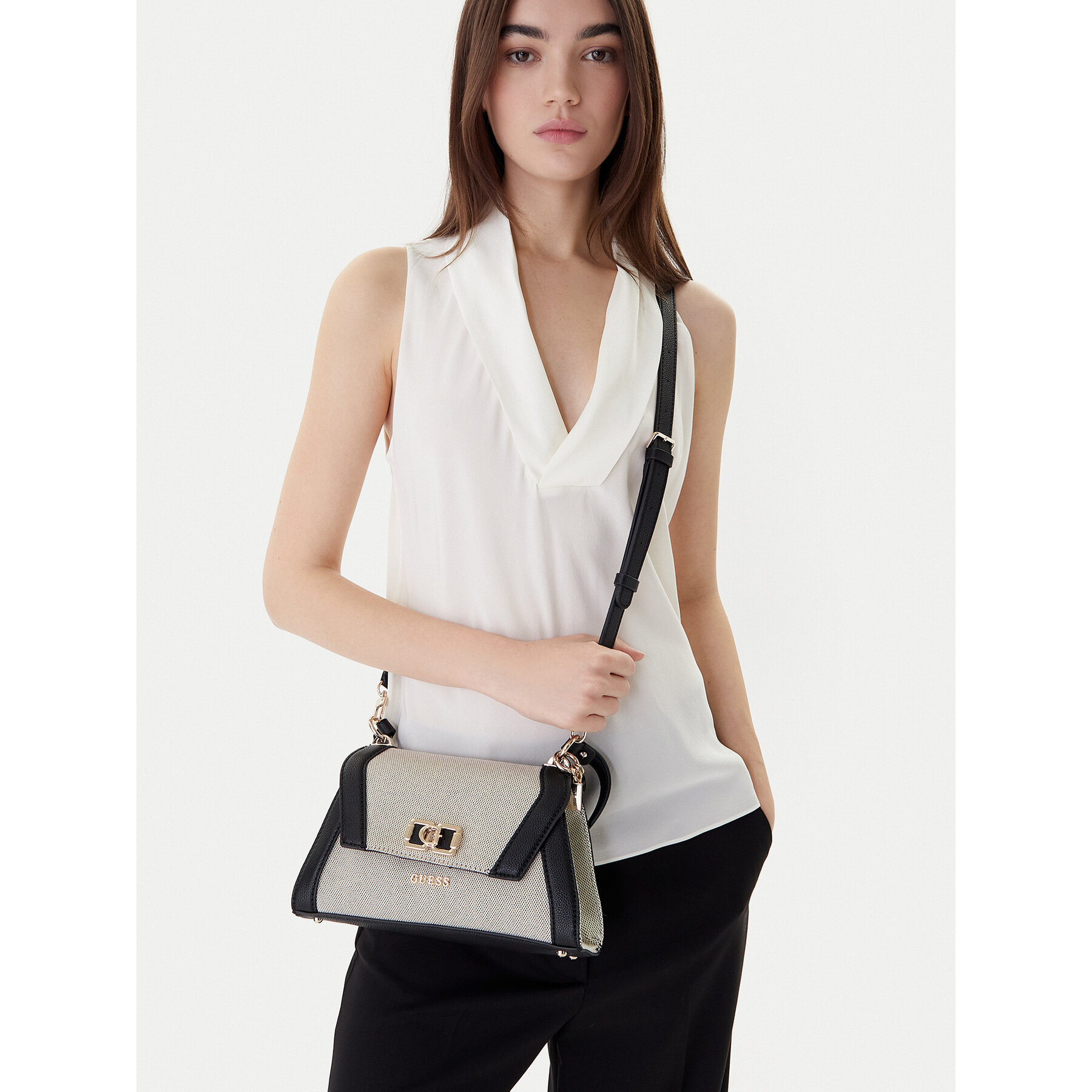 Дамска чанта Guess Karnilla HWAG97 19190 Екрю