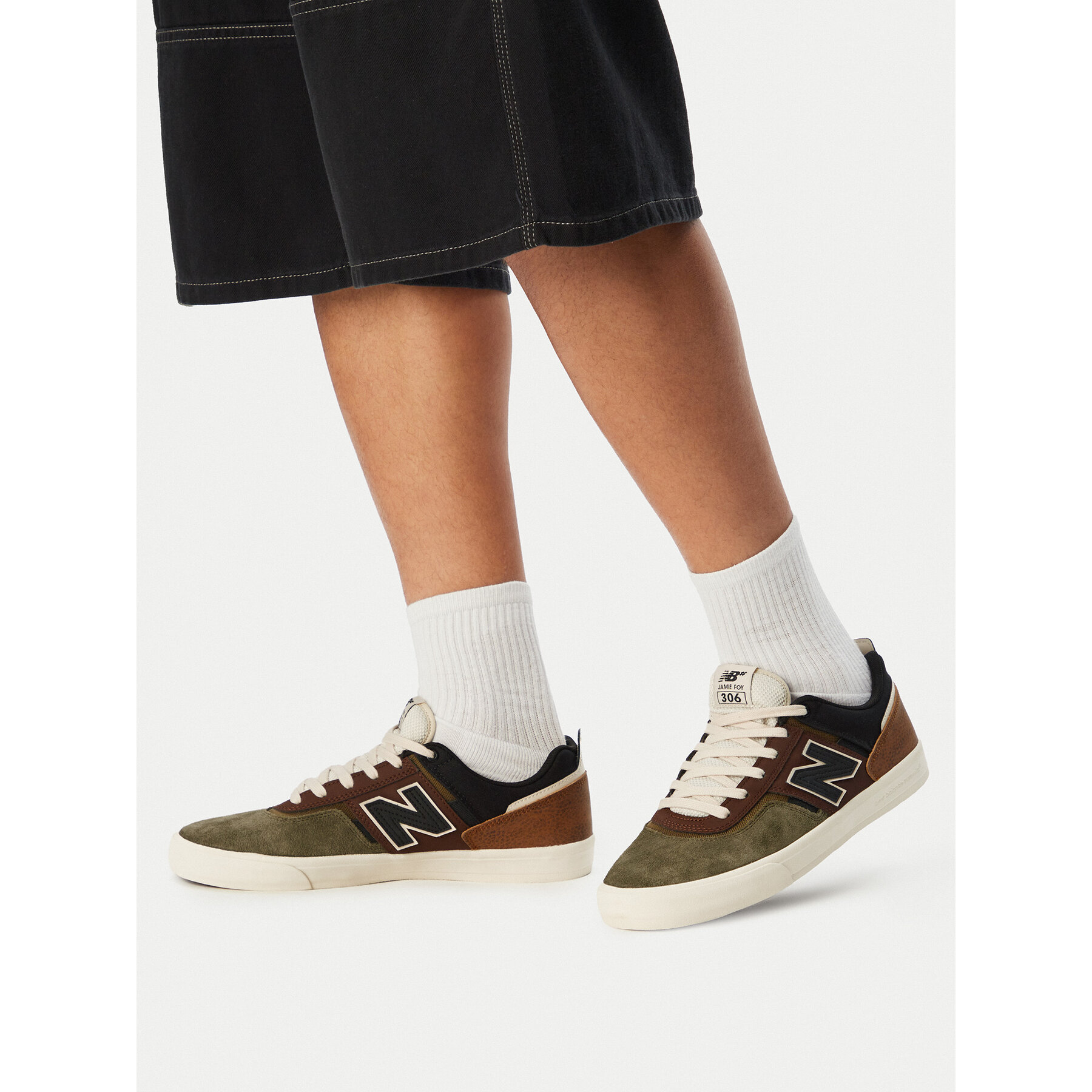 Superge New Balance UN306BST Pisana