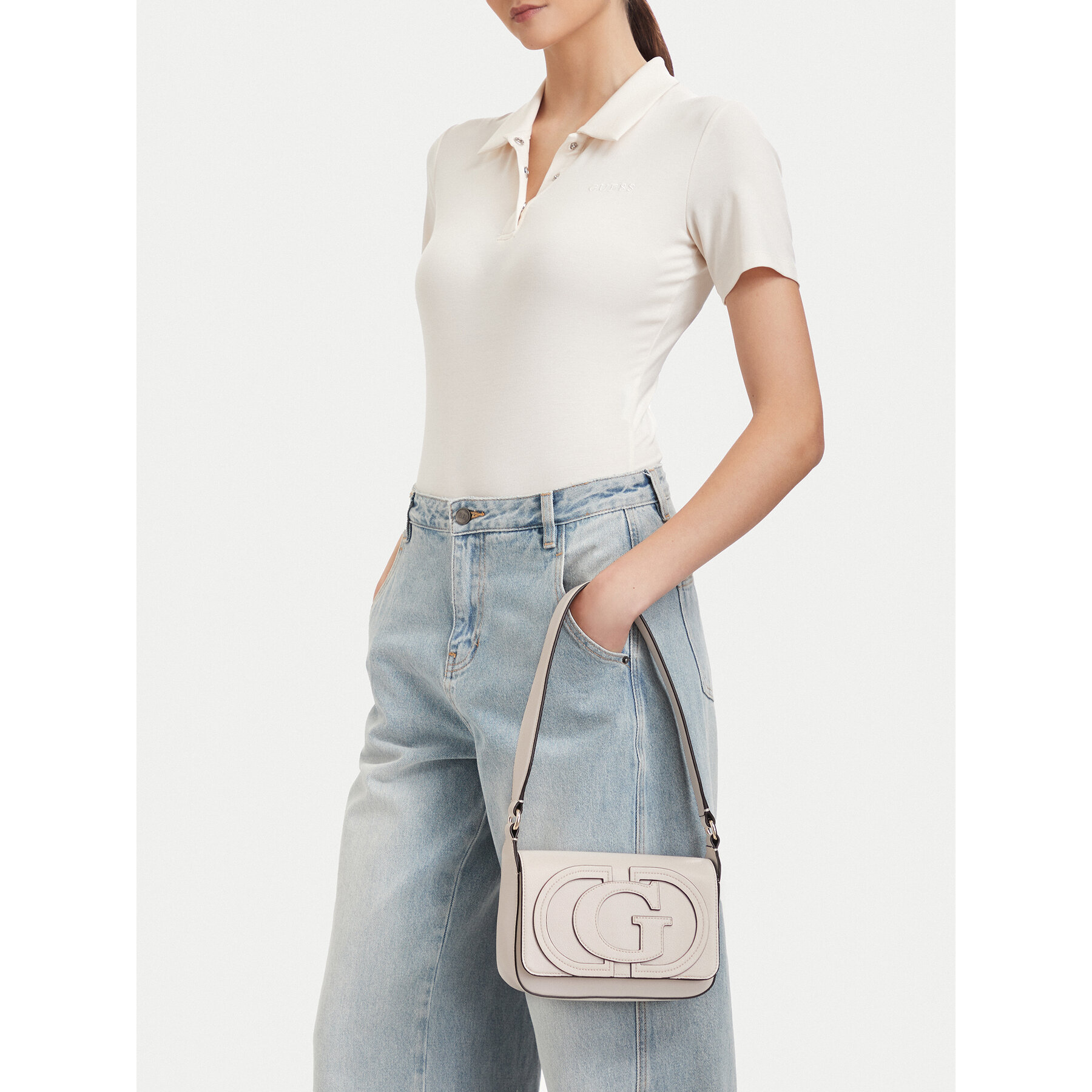 Дамска чанта Guess Ruby HWNG97 40190 Кремав