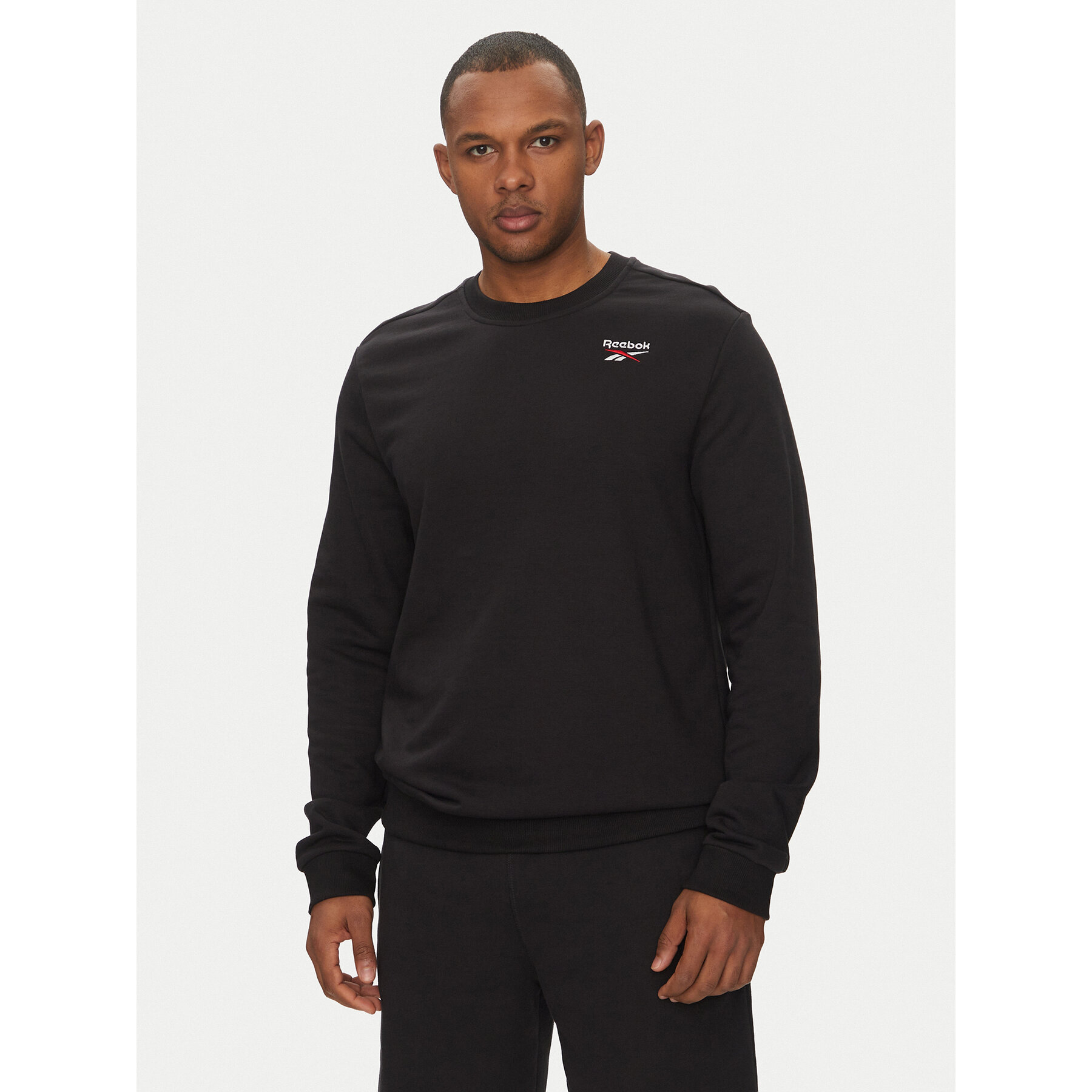 Reebok Sweatshirt 100221788 Schwarz Regular Fit