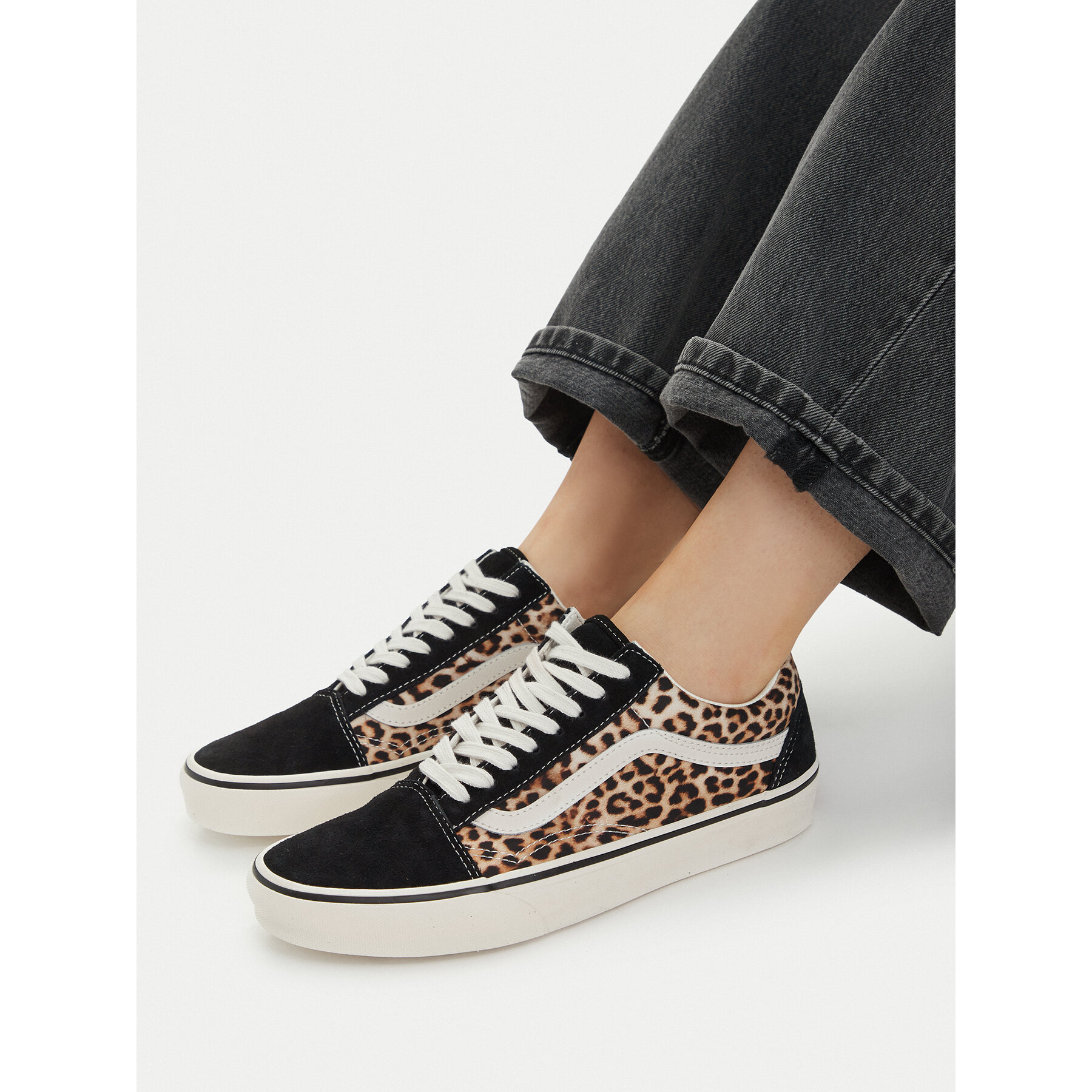 Tenisky Vans Old Skool VN000E8WYY61 Čierna