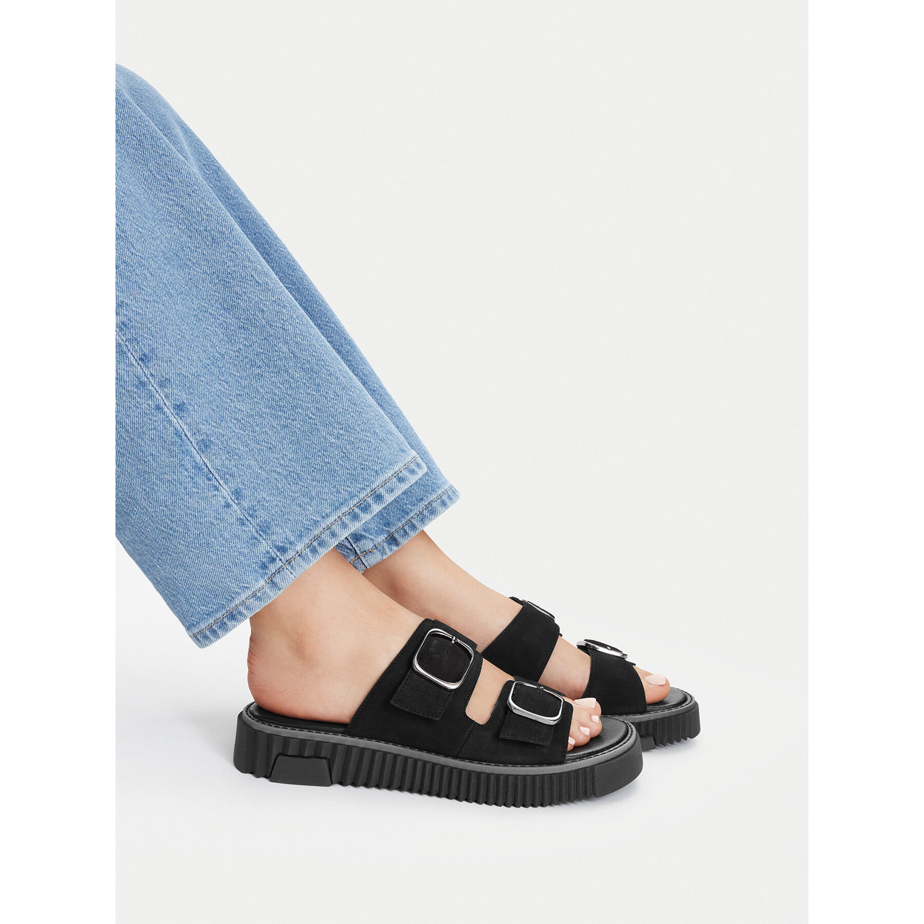 Şlapi Lasocki CEO-WI23-TAKASHI-03 Negru