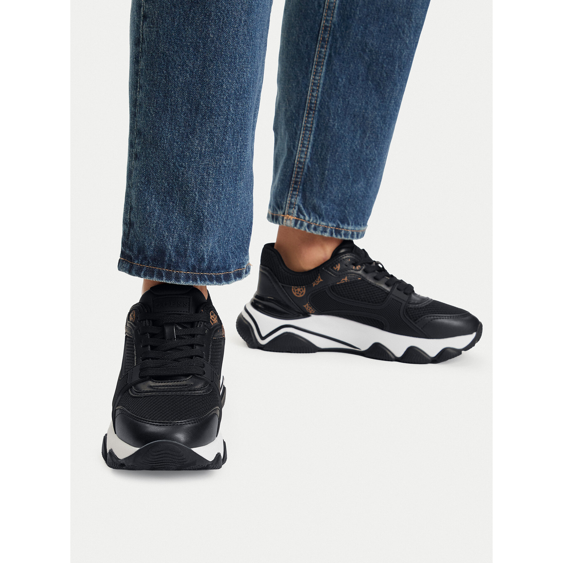 Сникърси Guess FLTMZZ ELE12 Черен