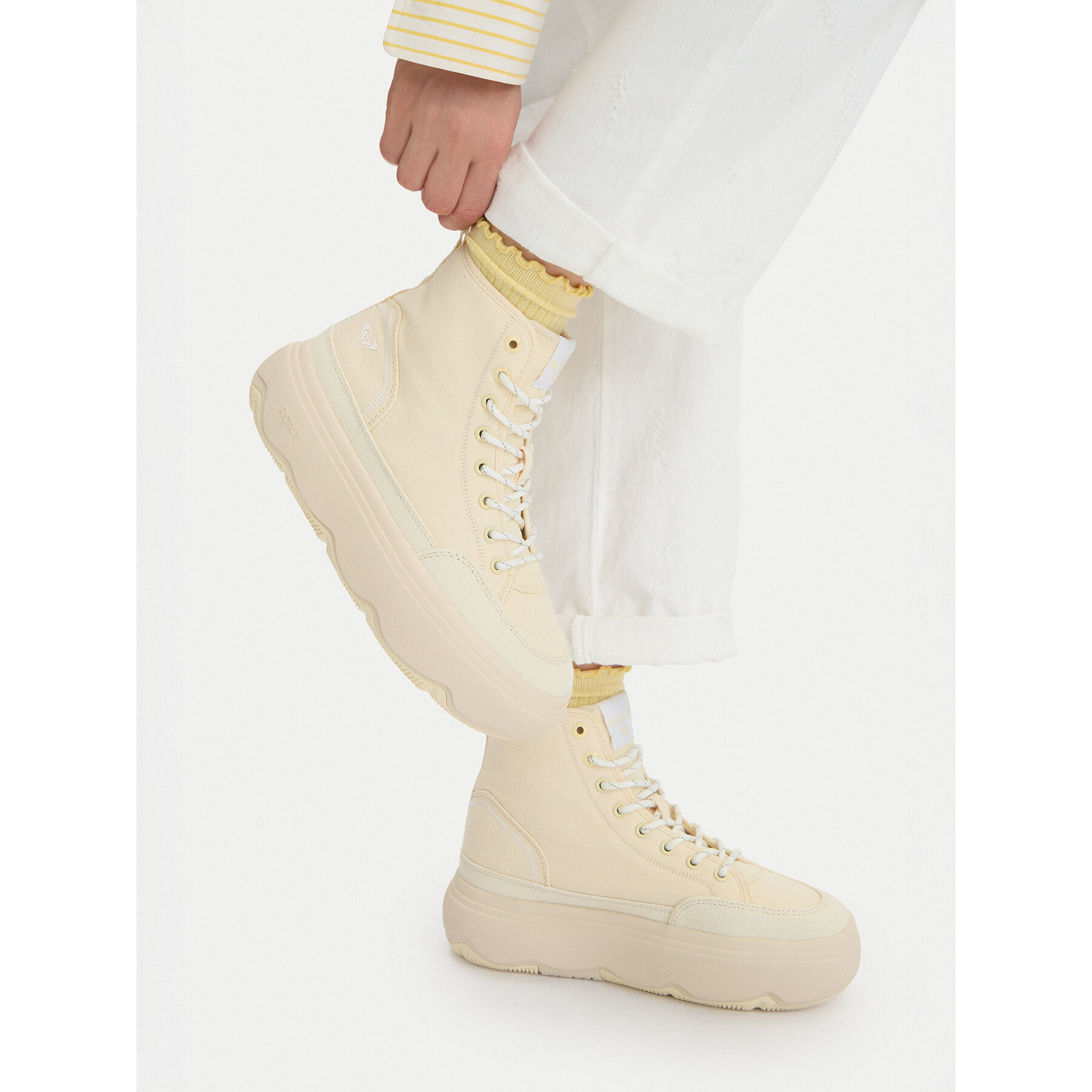 Sneakers Roxy CEOB-V12-1215 Galben