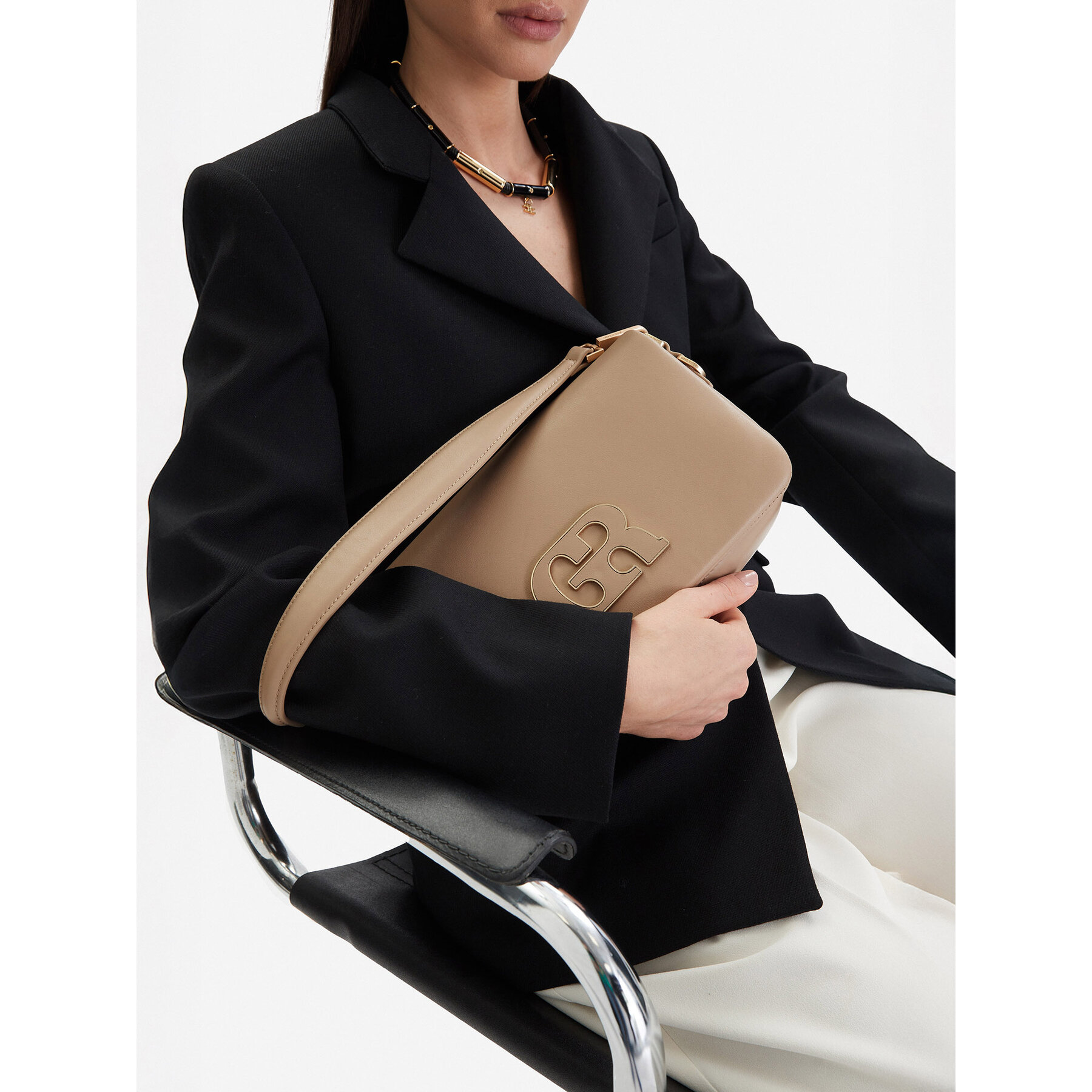 Дамска чанта GINO ROSSI EO-LDA8553 Бежов