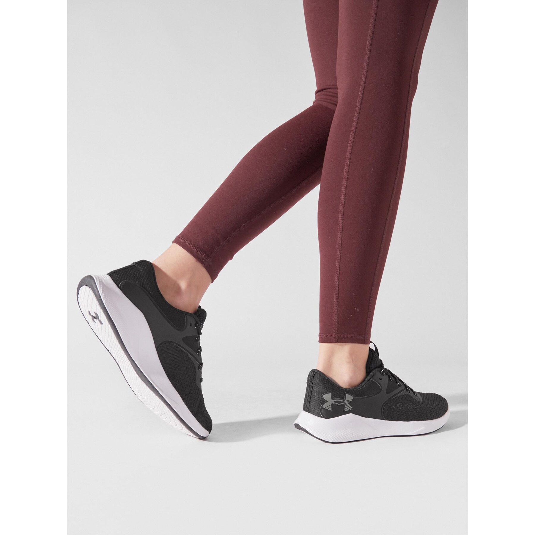 Topánky do posilňovne Under Armour Ua W Charged Aurora 2 3025060-001 Čierna