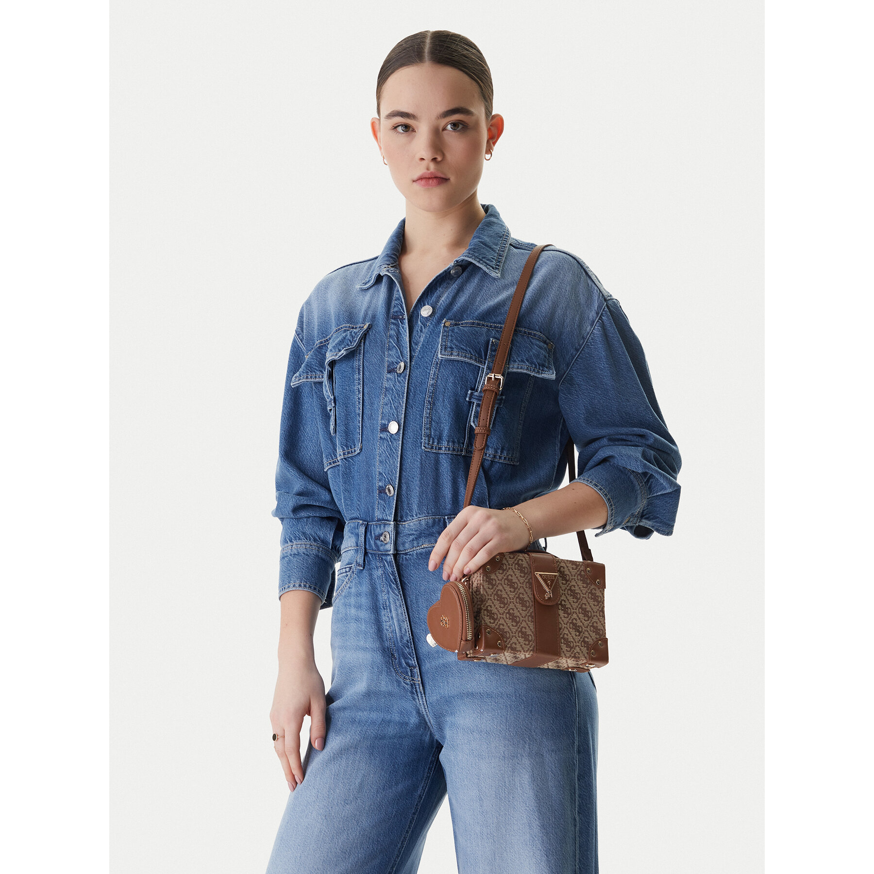 Дамска чанта Guess J6RZ01 WK590 Кафяв