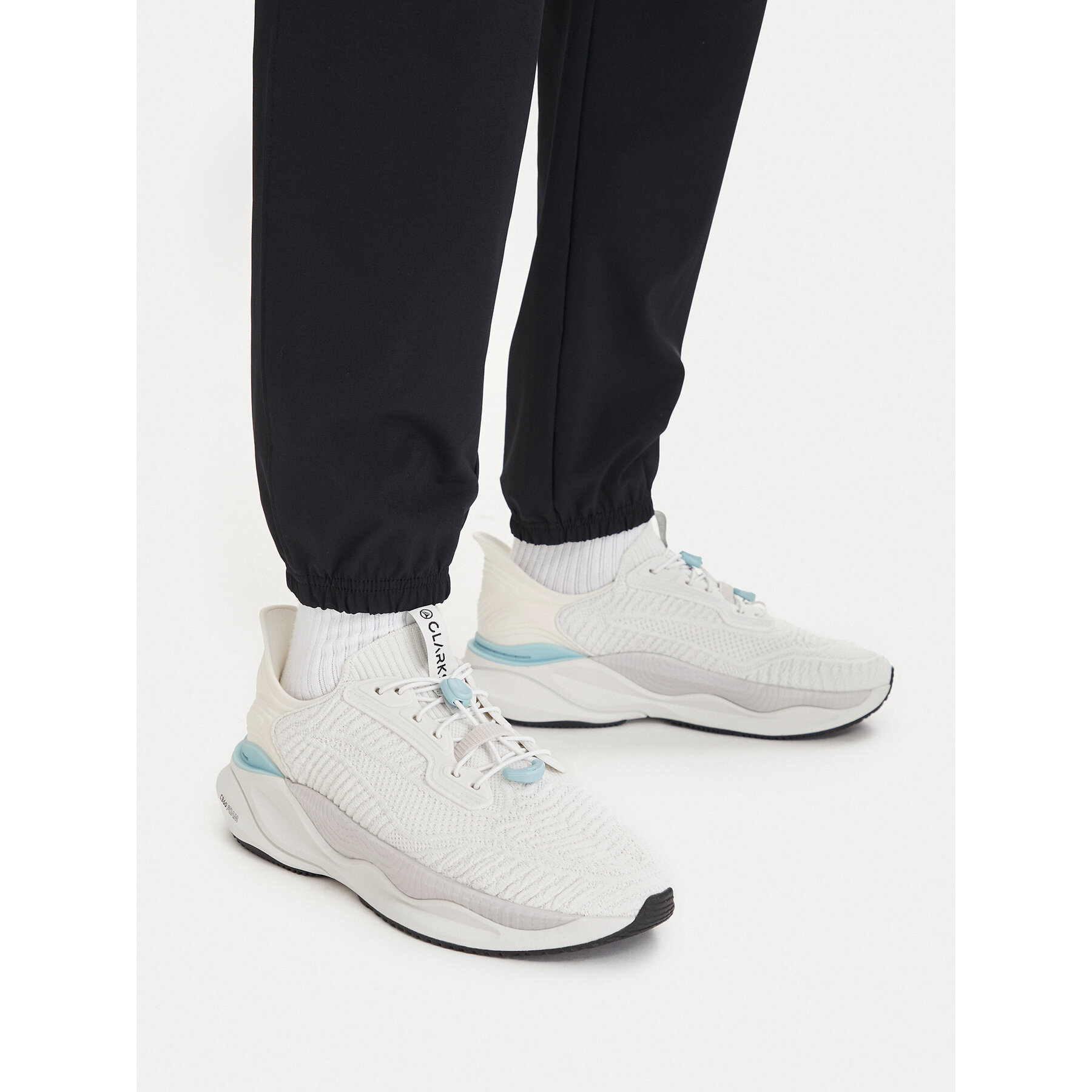 Superge Clarks Pace Rise 26187374 Bela