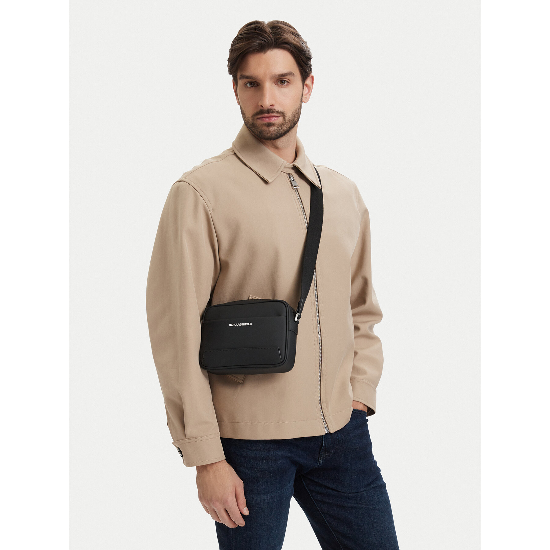 Válltáska KARL LAGERFELD B1M30272 Fekete