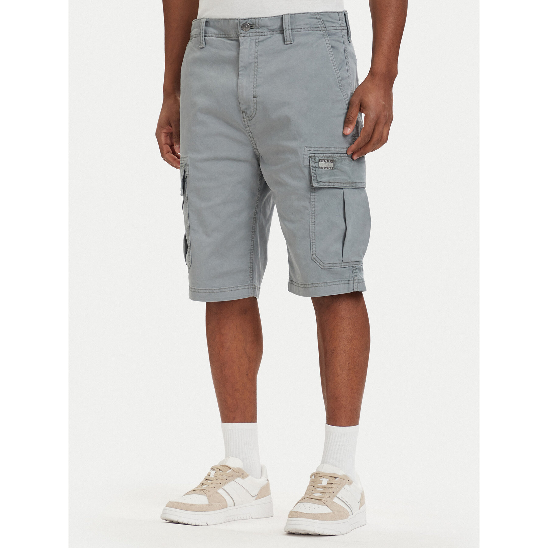 Tommy Jeans Stoffshorts Otis DM0DM22831 Grau Regular Fit