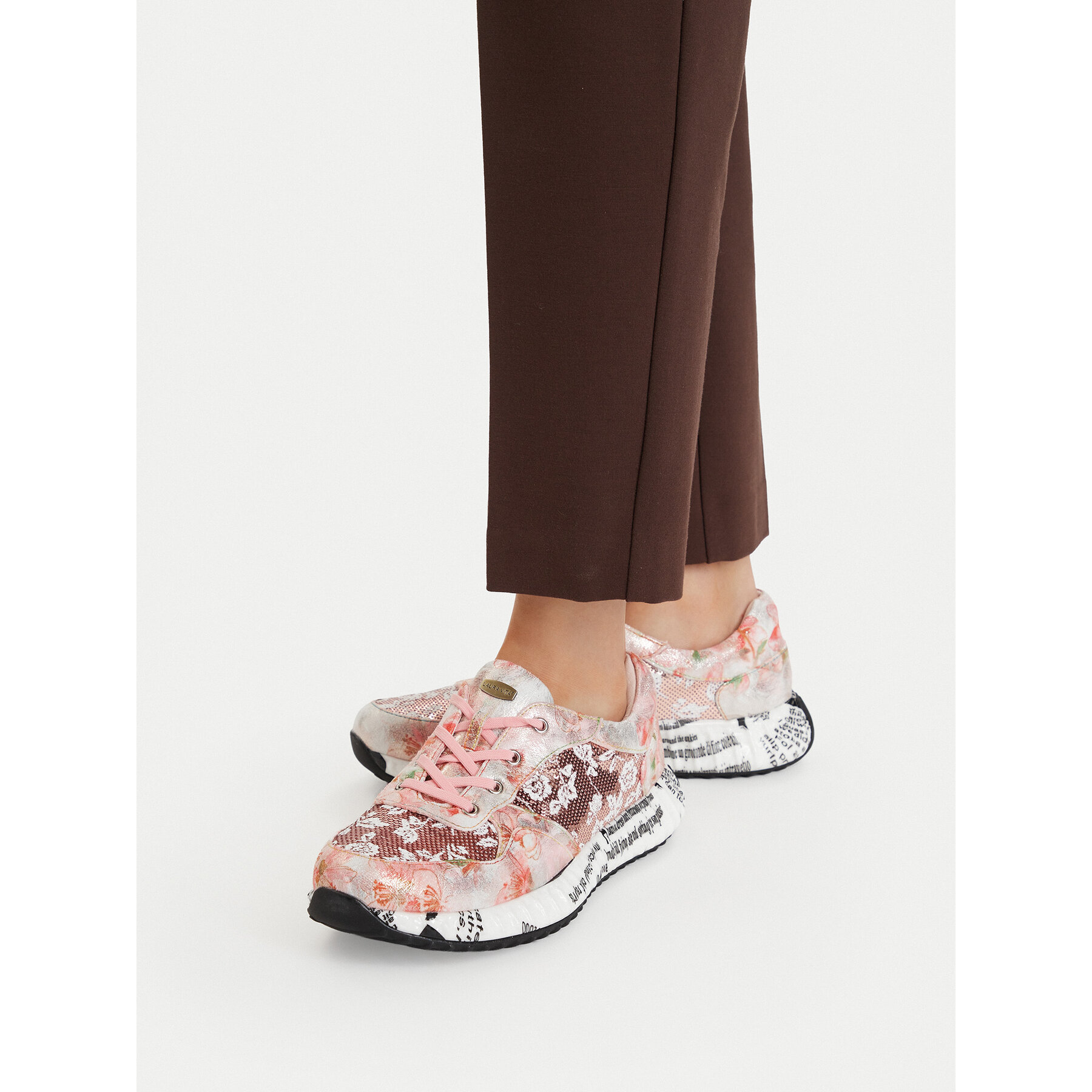 Sneakers Laura Vita Burton 05 Colorat