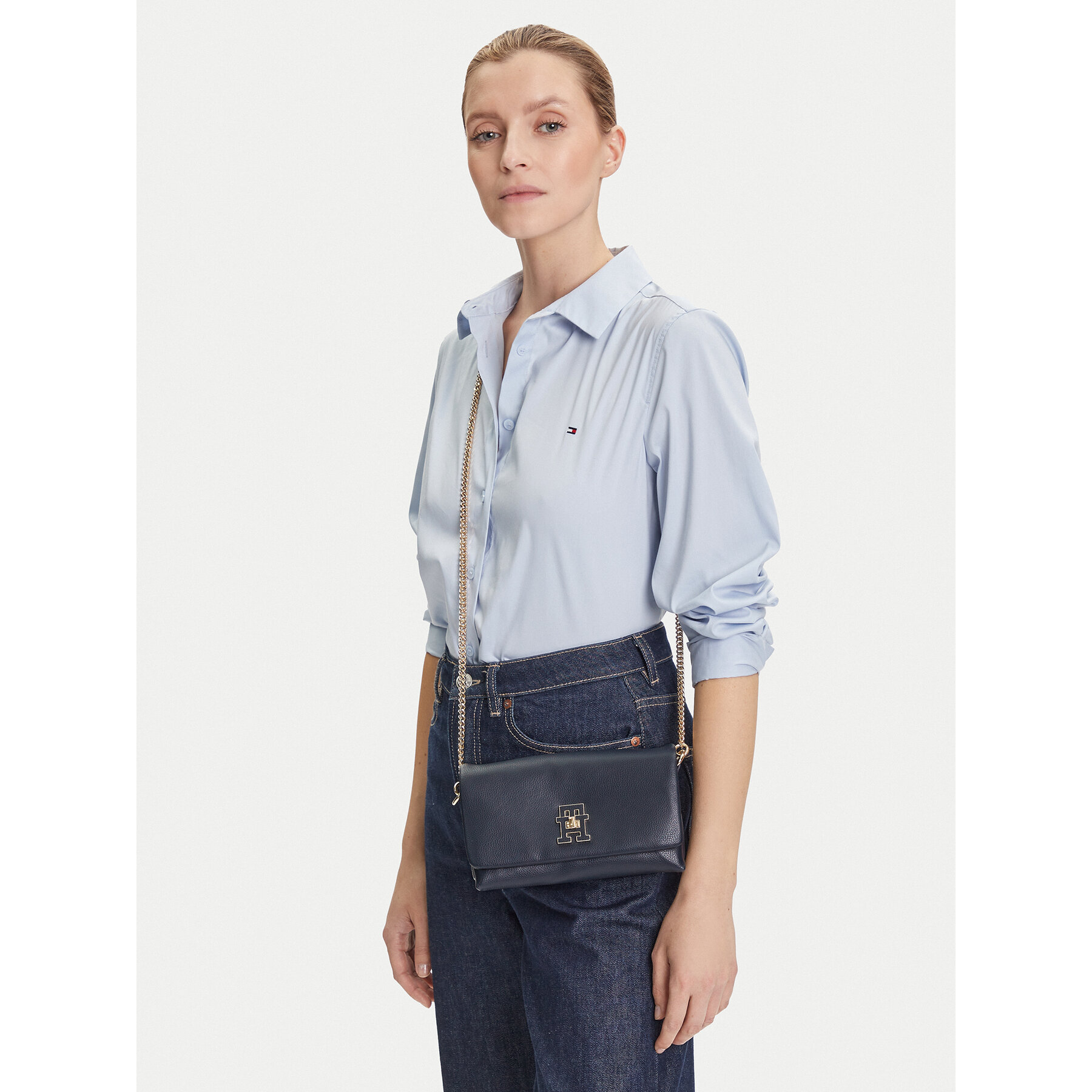 Torbica Tommy Hilfiger Th Modern Mini Crossover AW0AW17462 Tamnoplava