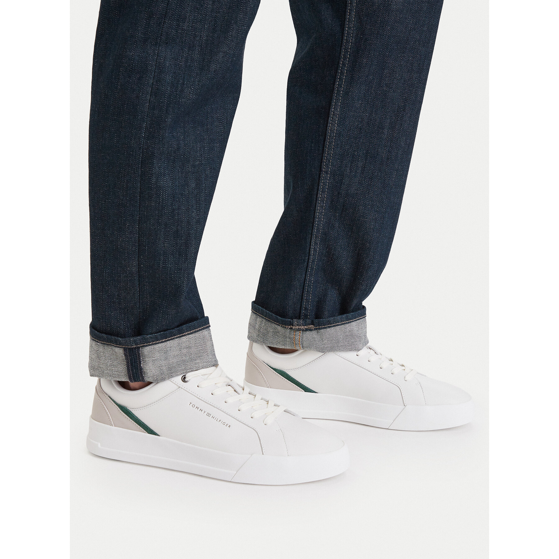 Sneakers Tommy Hilfiger Th Court FM0FM05879 Alb
