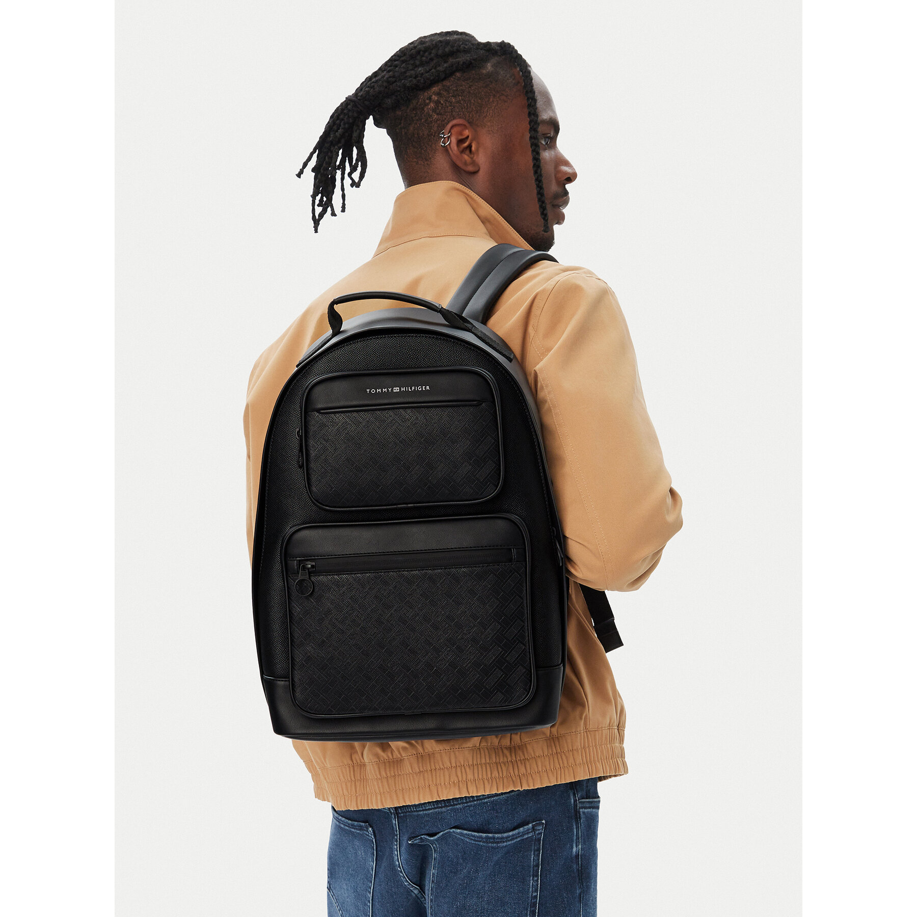 Ruksak Tommy Hilfiger Th Modern Monogram Backpack AM0AM14683 Crna