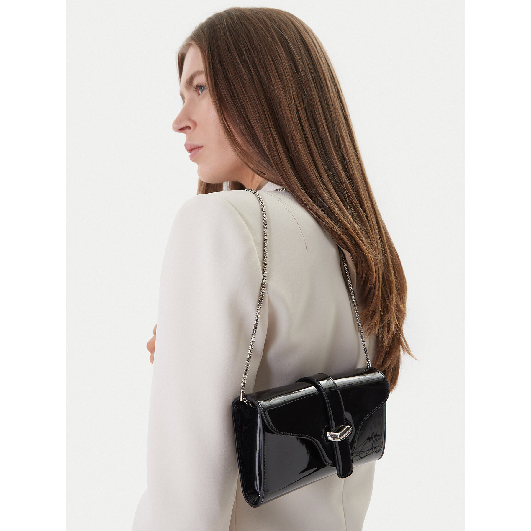 Geantă Emporio Armani EW004420 AF25357 UC001 Negru