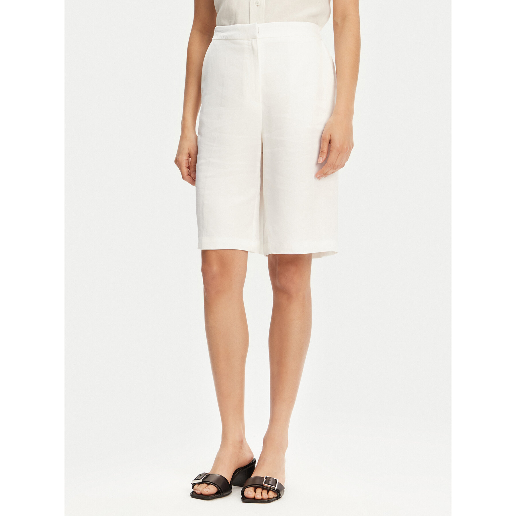 BOSS Bermudahose 50537403 Weiß Relaxed Fit