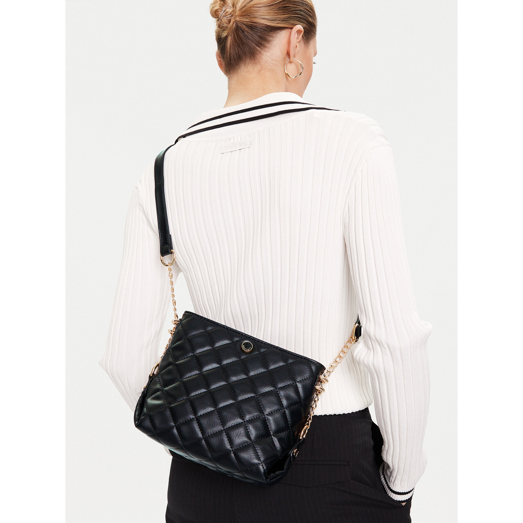 Дамска чанта Monnari TORIMP0-24Z-BAG4610-K020 Черен