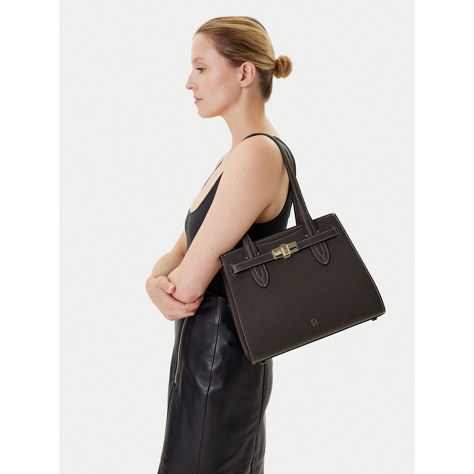 Borsetta Aigner Farah M 137412 Marrone