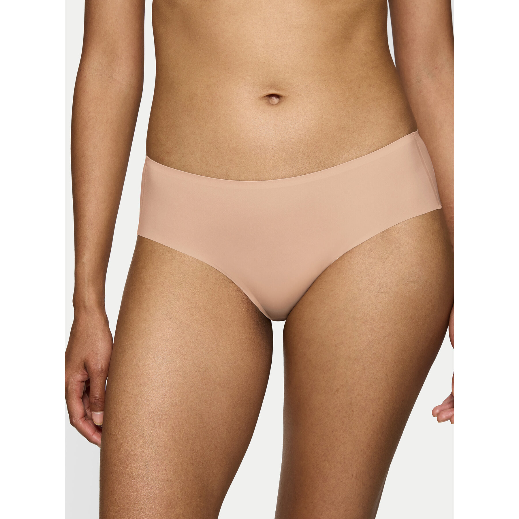 Triumph Klasszikus alsó Smart Invisible 10222281 Bézs
