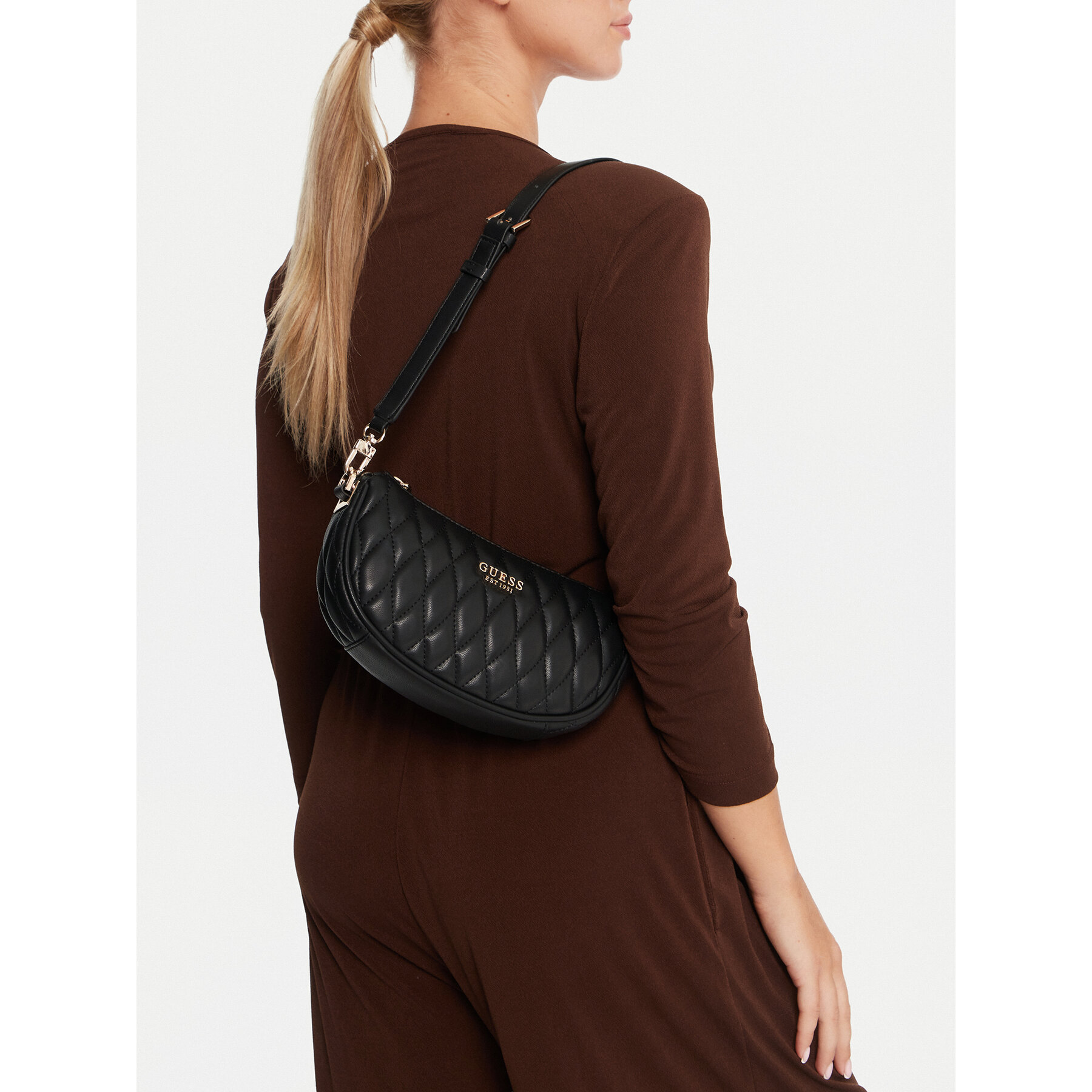 Дамска чанта Guess HWQG81 22720 Черен