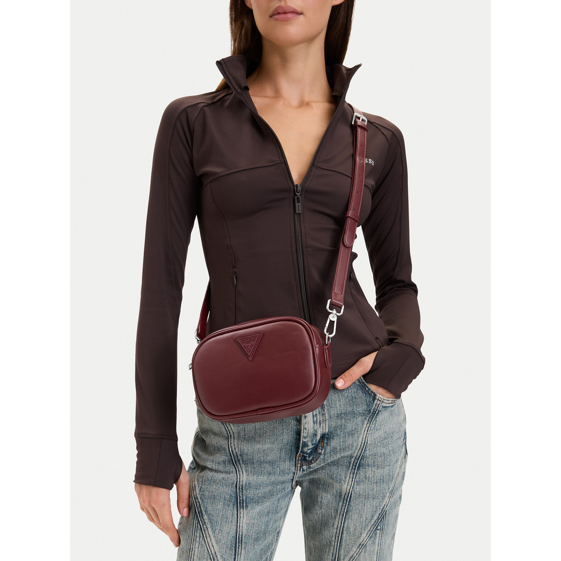Soma Guess Jeans CEO-GUESS-B-012-09 Bordo