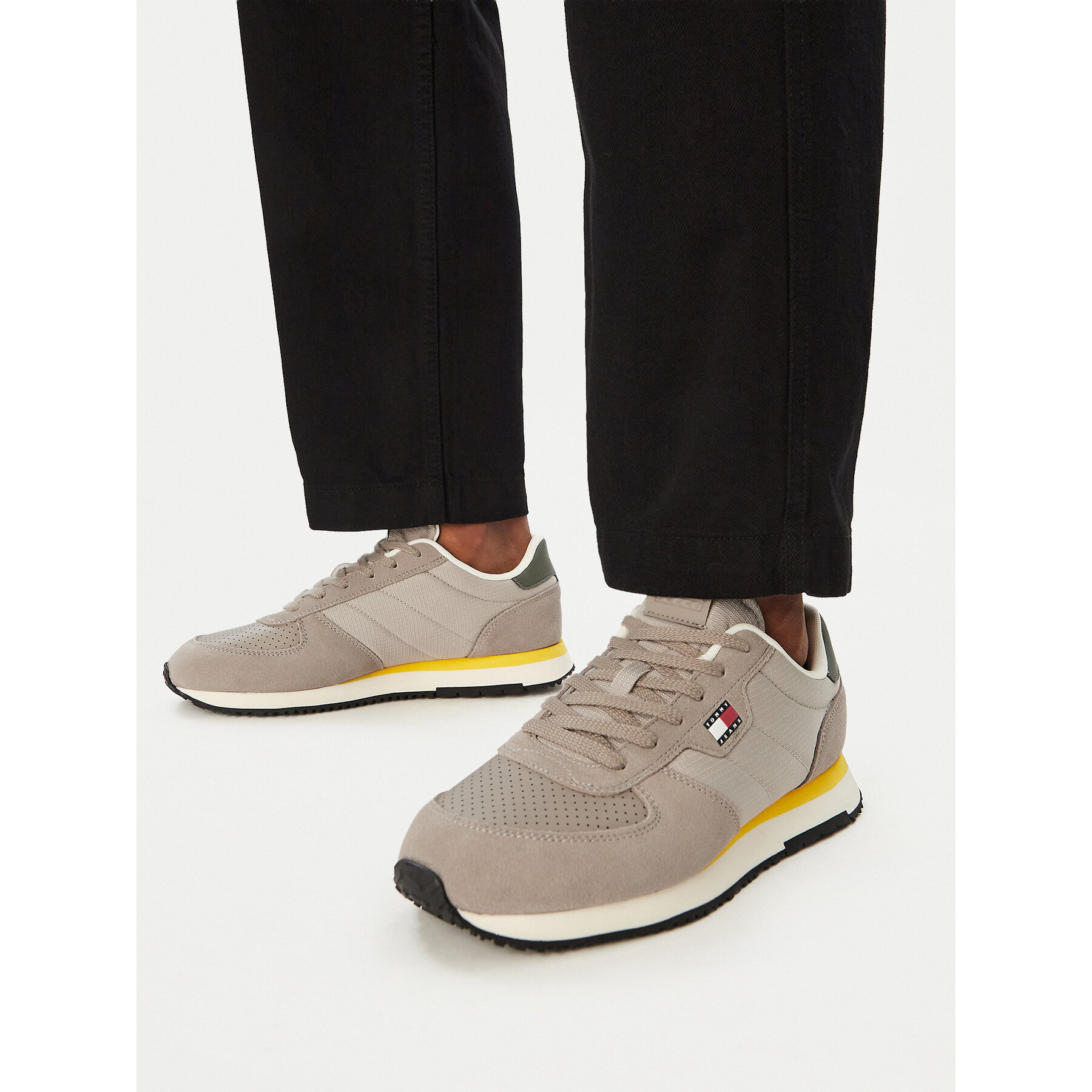 Snīkeri Tommy Jeans Tj Runner Flag Mix EM0EM01774 Bēšs