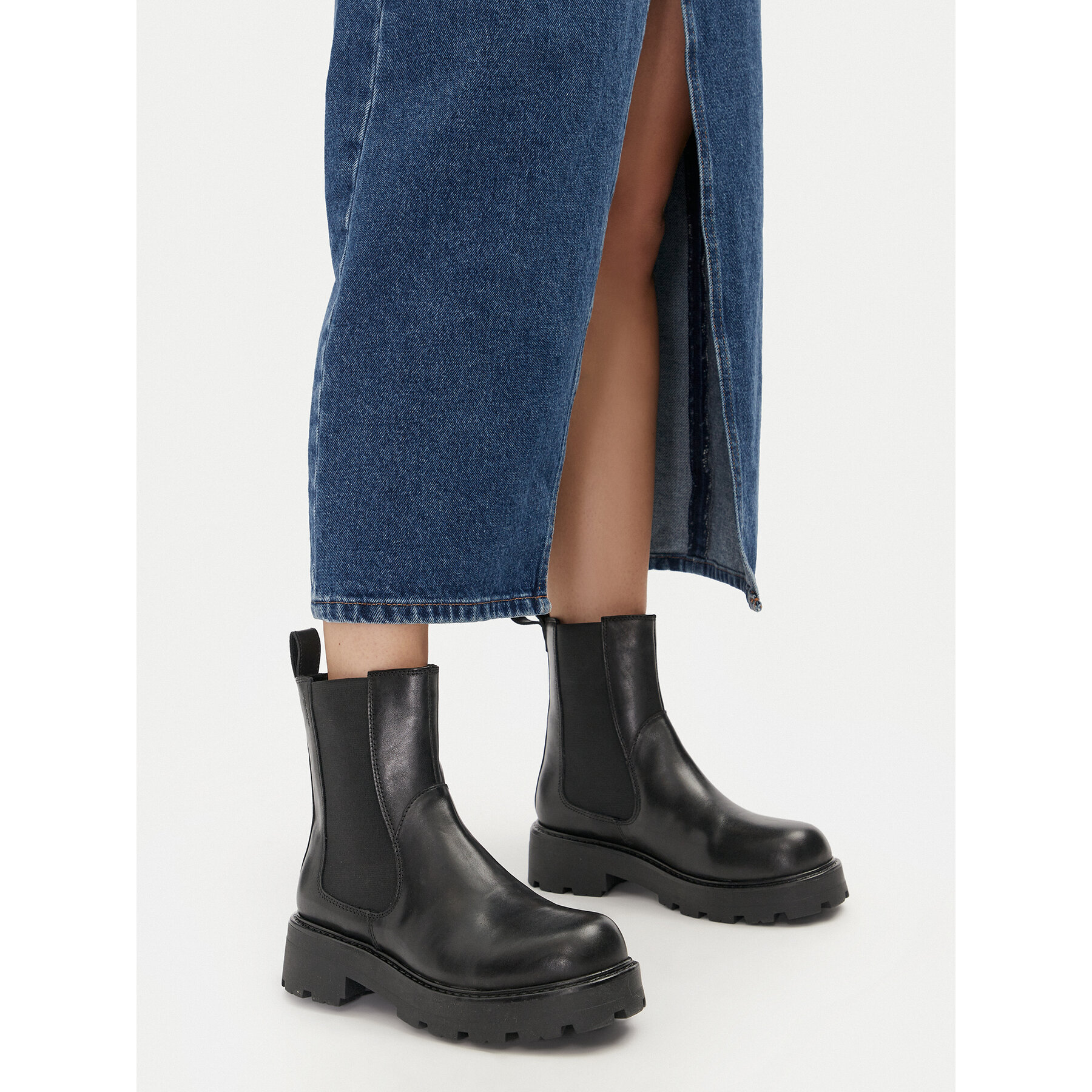 Členková obuv s elastickým prvkom Vagabond Shoemakers Cosmo 2.0 5249-601-20 Čierna