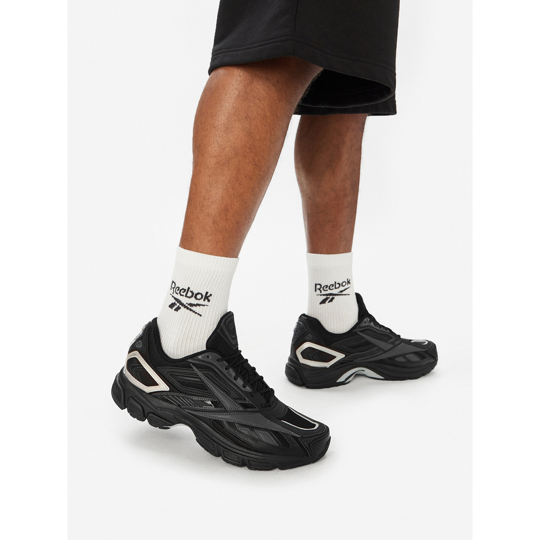 Tekaški čevlji Reebok EOSS-PREMIER ROAD ULTRA SV 100275886 Črna