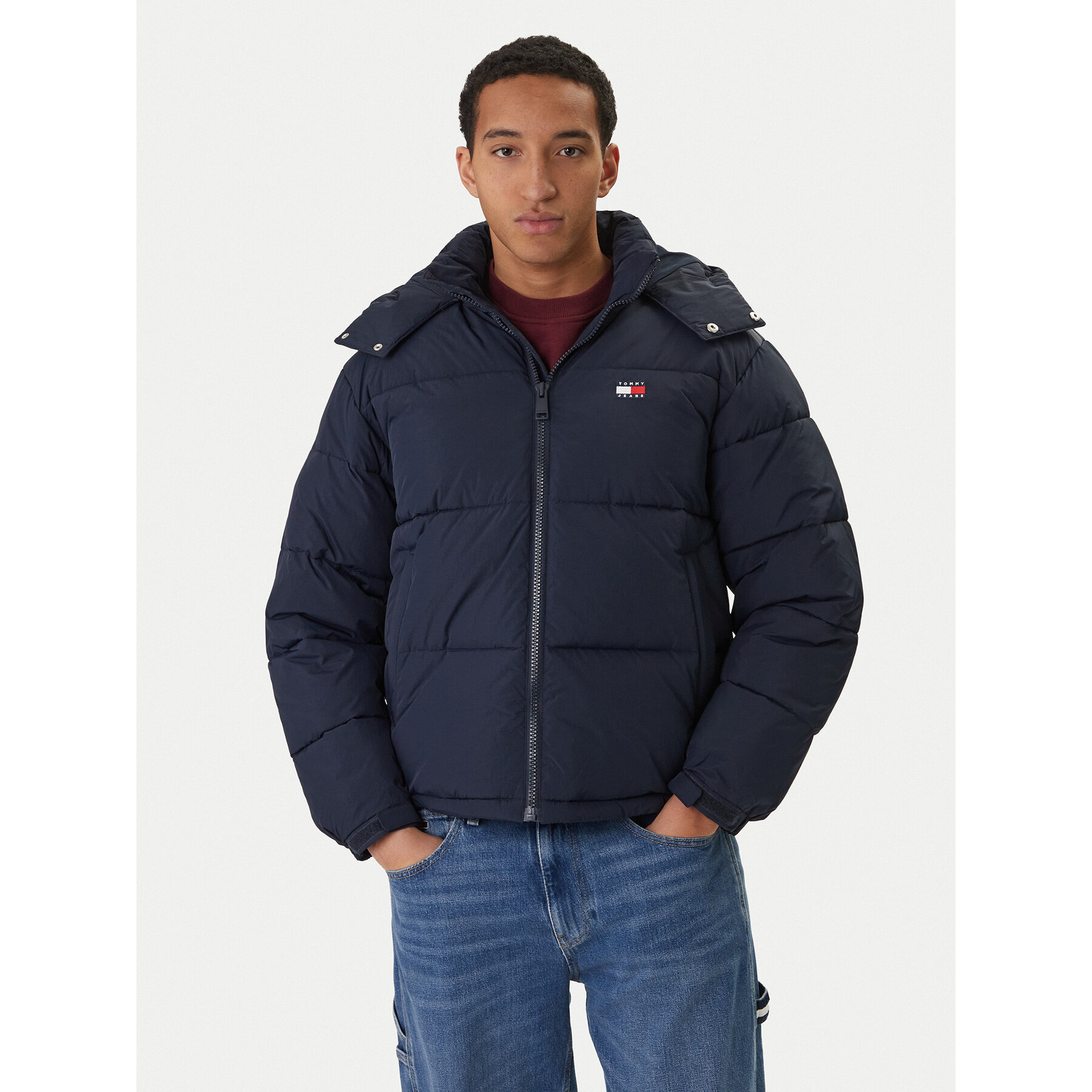 Tommy Jeans Winterjacke DM0DM22730 Dunkelblau Regular Fit
