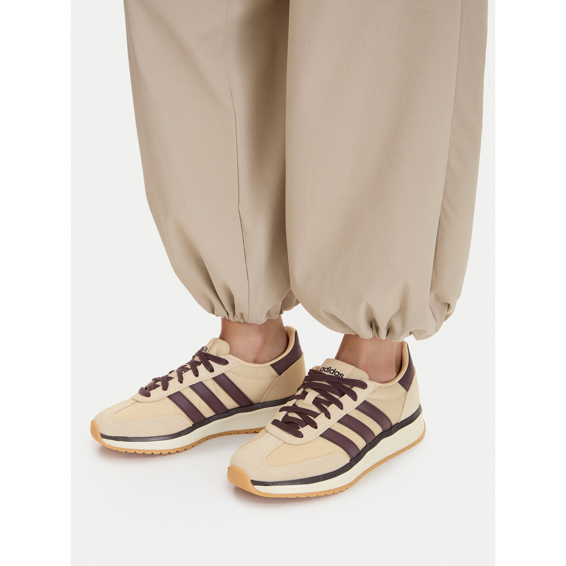 Tenisice adidas Run 70S 2.0 Shoes JR2426 Bež