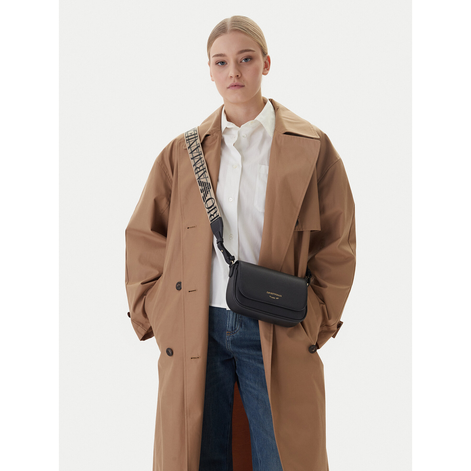 Kabelka Emporio Armani EW000538 AF12103 MC032 Čierna