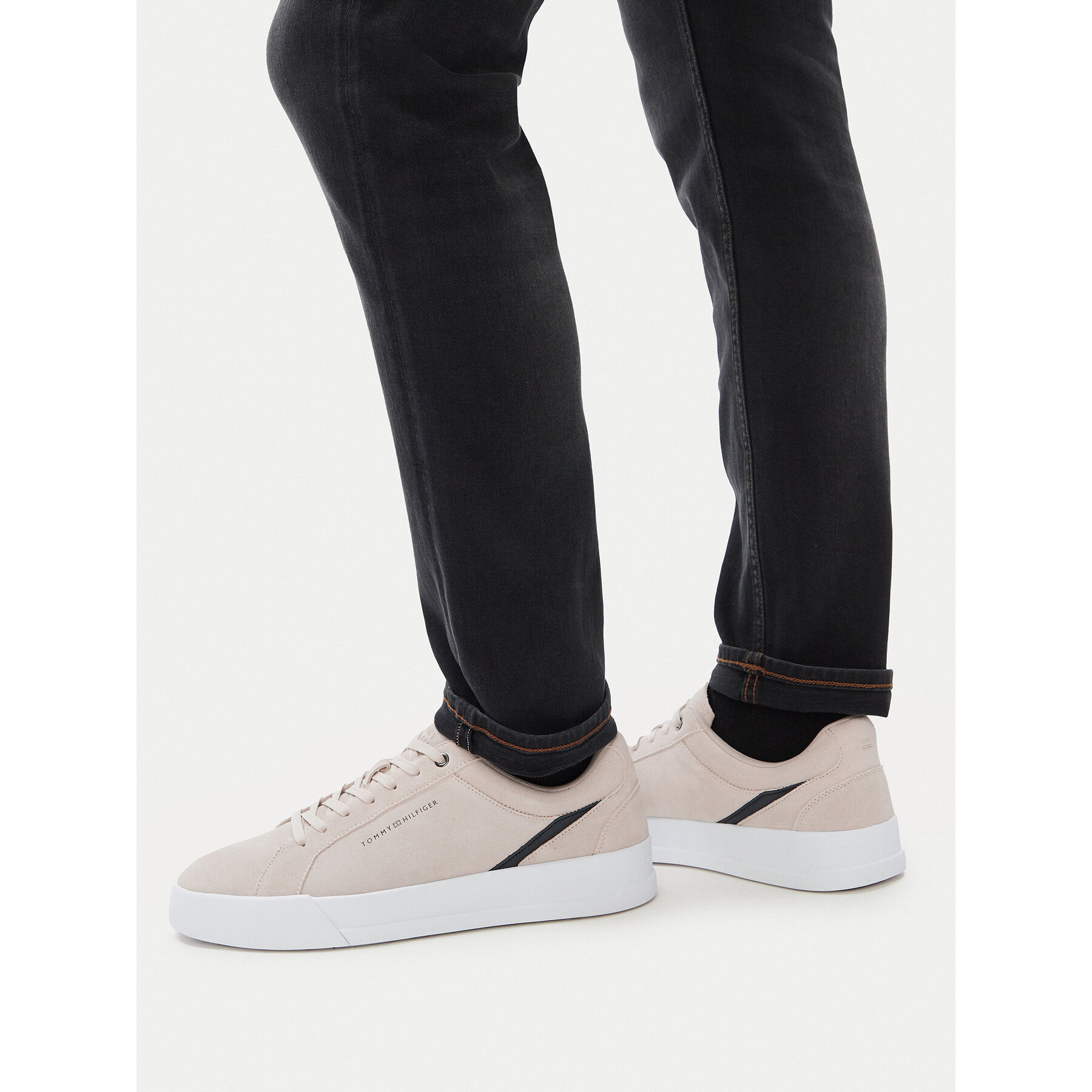 Sneakers Tommy Hilfiger Th Court Premium Suede FM0FM05880 Bej deschis