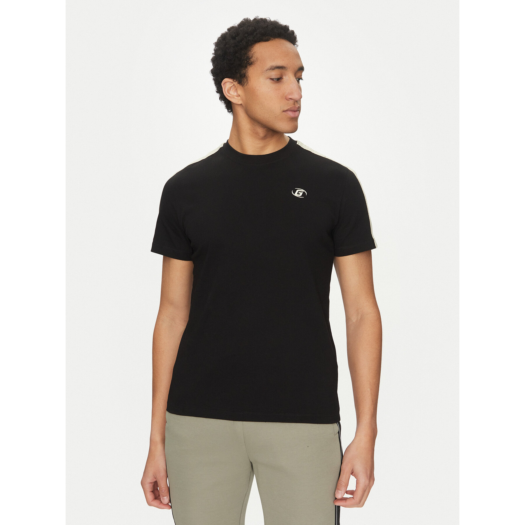 Guess T-Shirt Z5GI13 I3Z14 Μαύρο Regular Fit