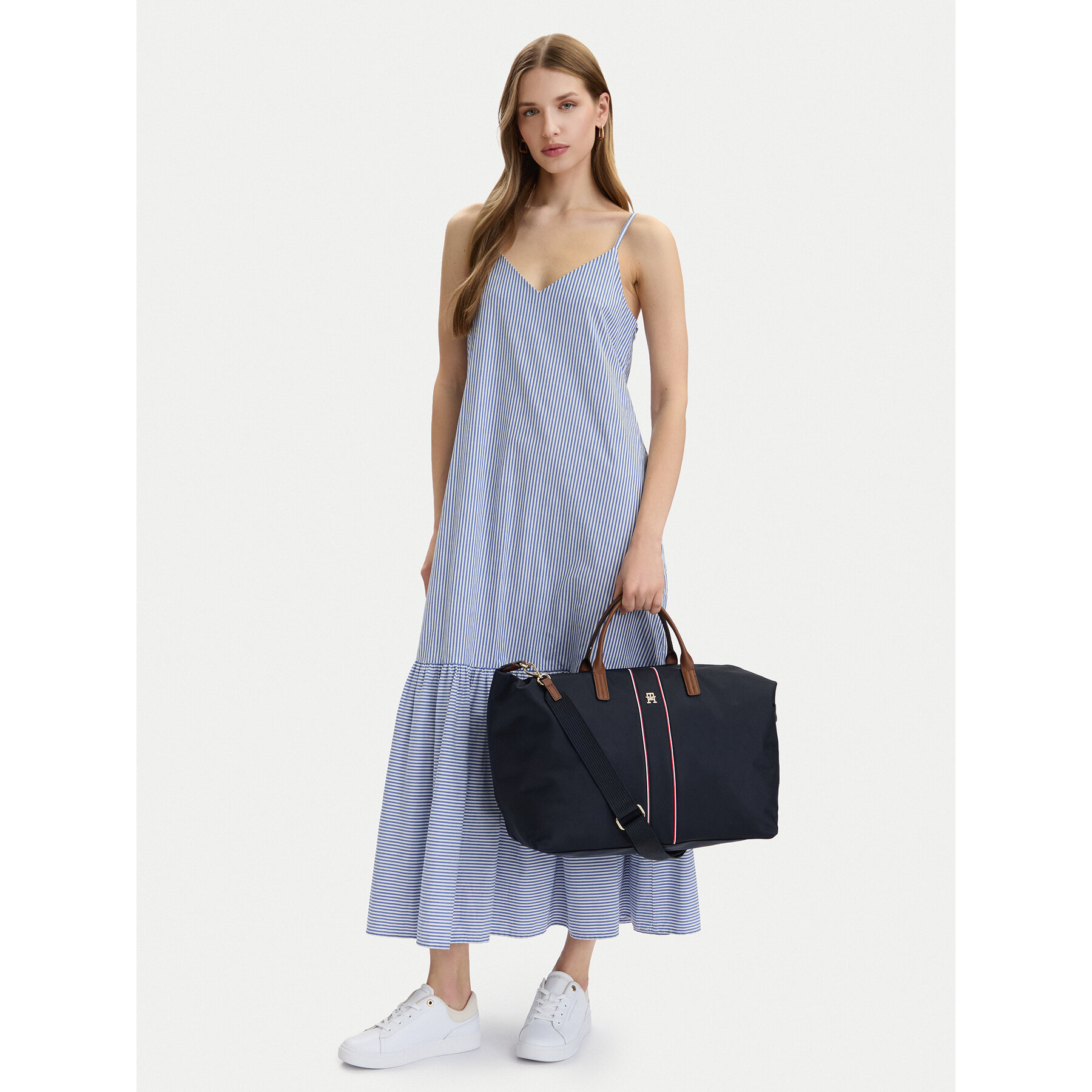 Kabelka Tommy Hilfiger Popette Weekender Corp AW0AW18529 Modrá