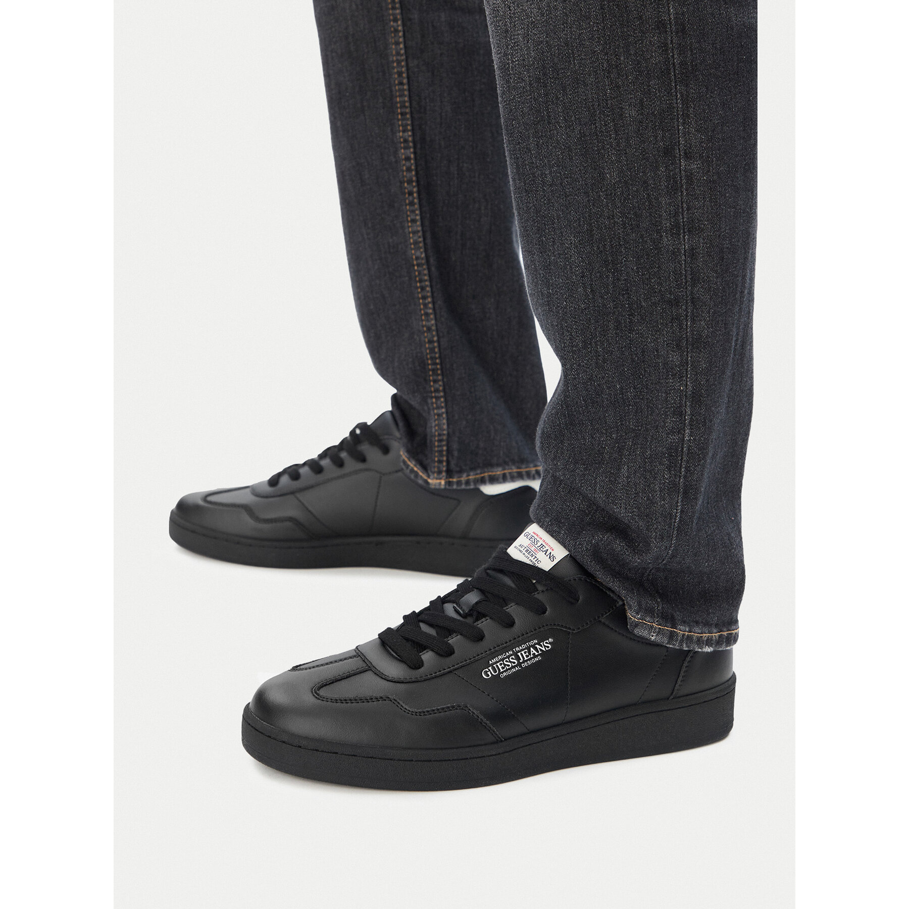 Сникърси Guess Jeans CWBEO-LUNARI-03 WE Черен