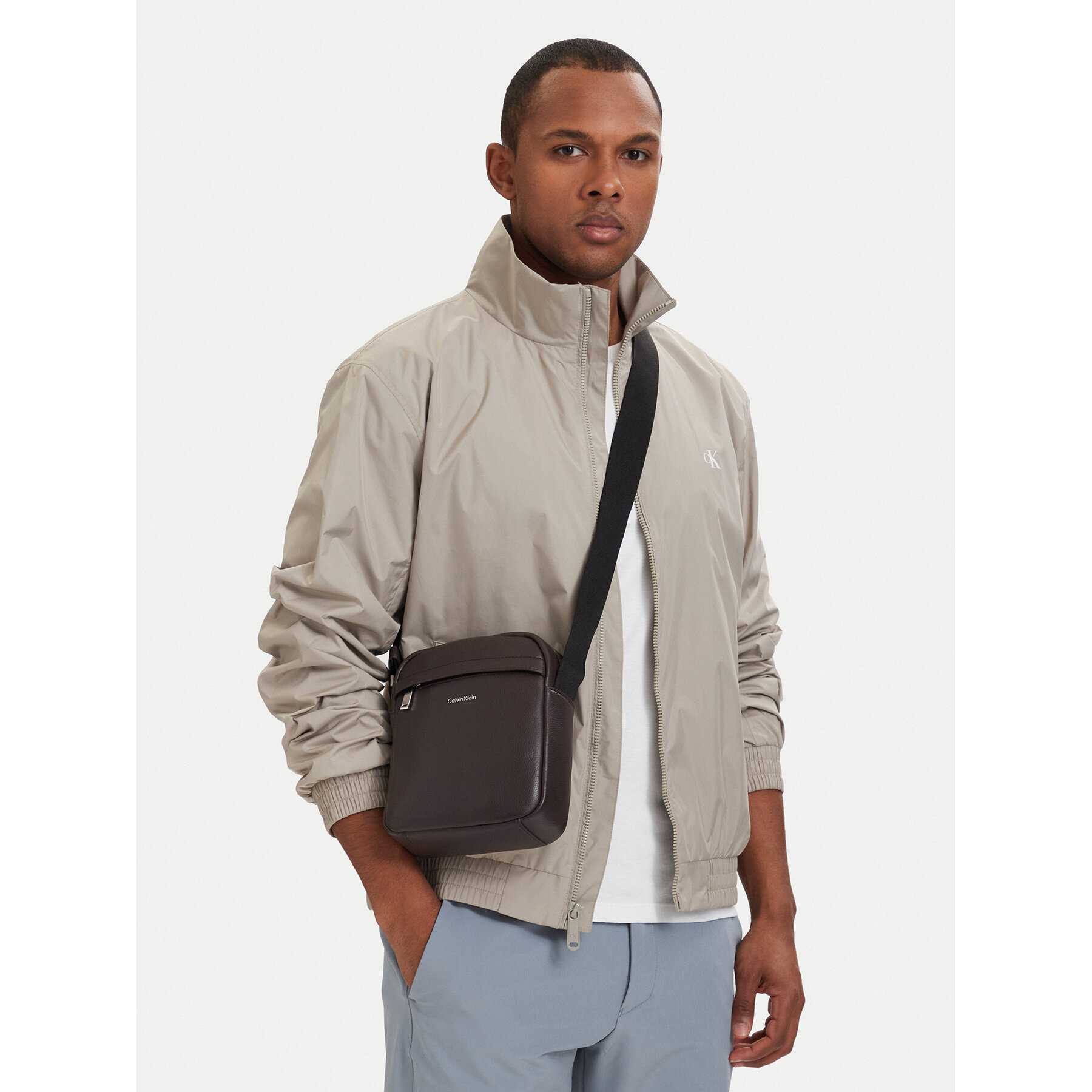 Geantă crossover Calvin Klein Raised Reporter LV04D3160G Maro