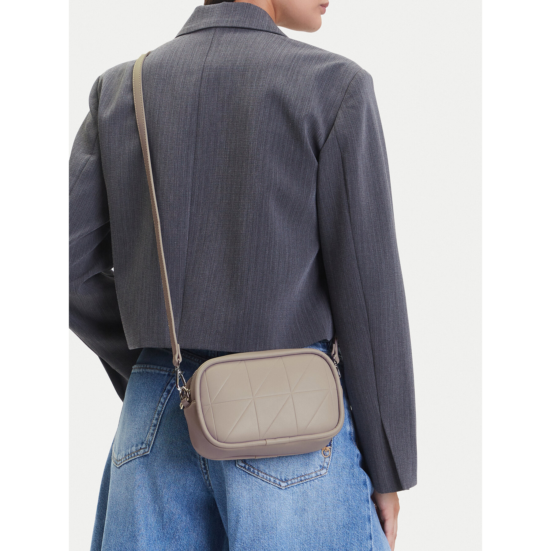 Дамска чанта DeeZee C-DZE-S-008-08 Сив