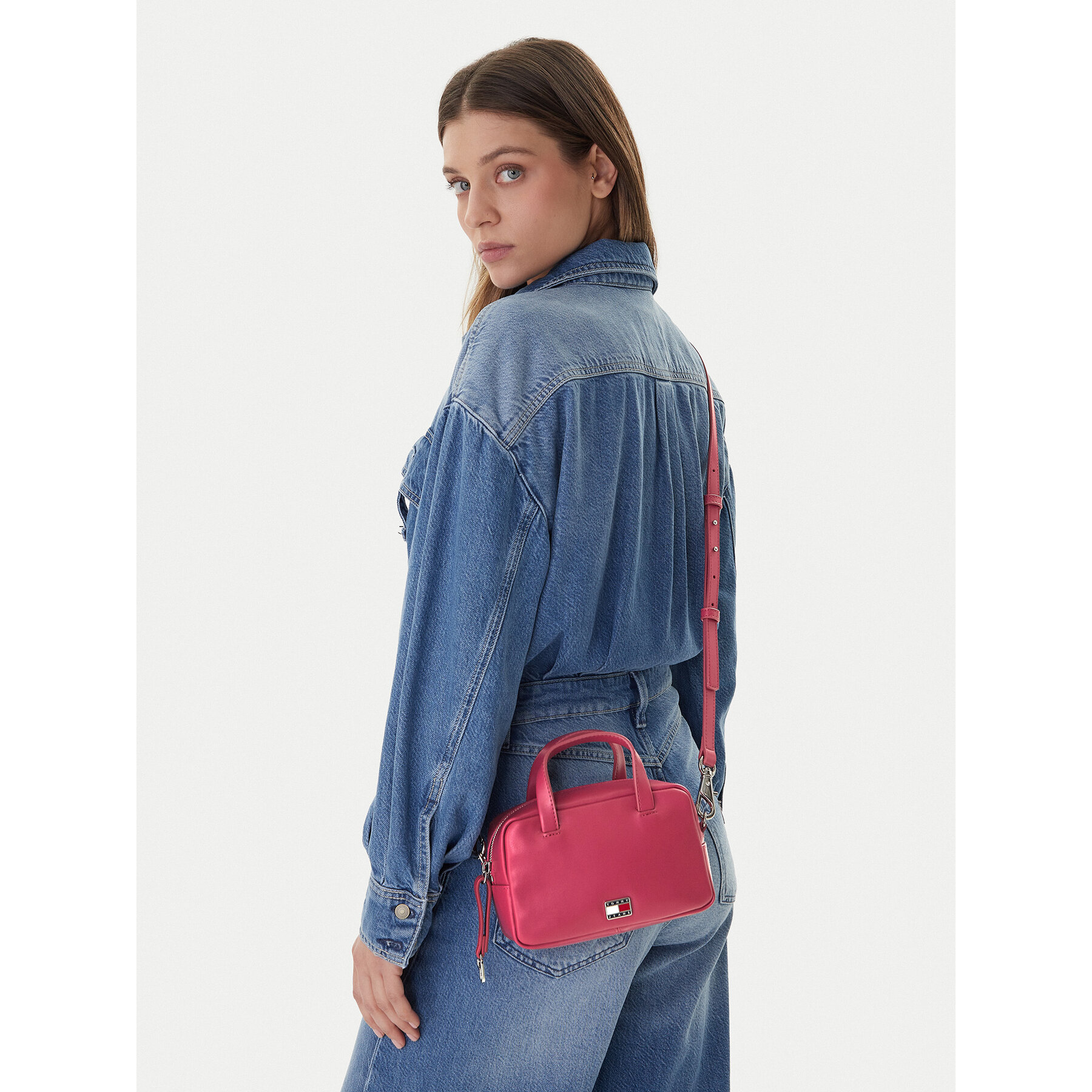 Geantă Tommy Jeans Tjw City Trunk Crossover AW0AW18084 Roșu