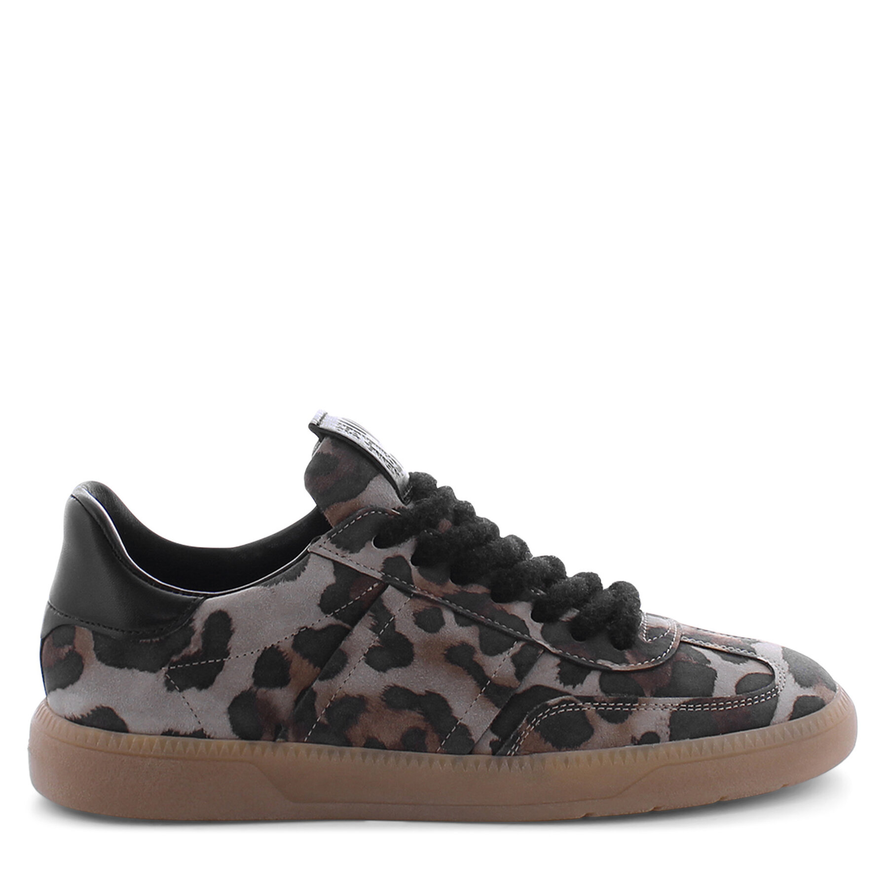 Sneakers Kennel & Schmenger