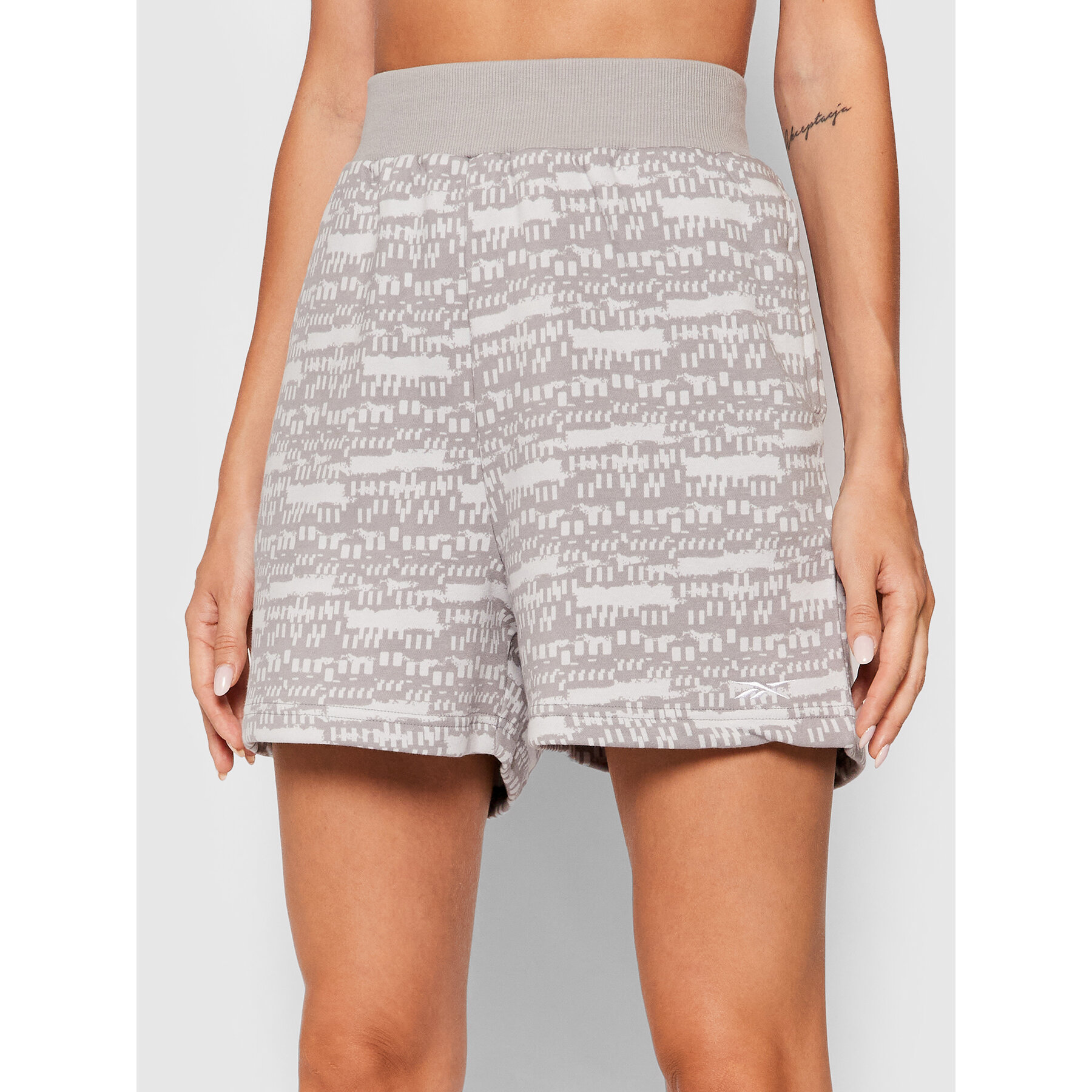 Reebok Sportshorts MYT GV3267 Grau Regular Fit