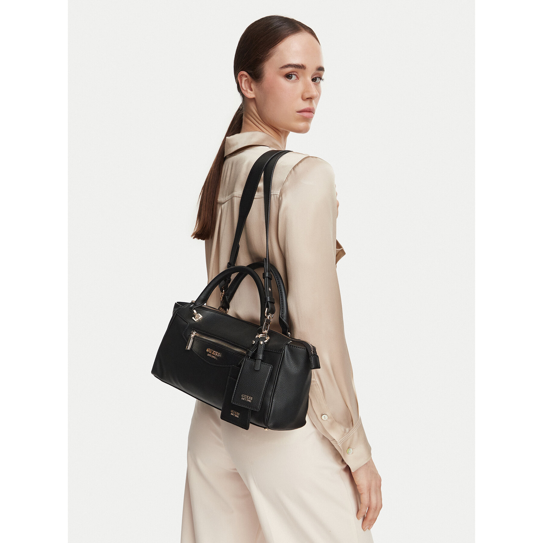 Geantă Guess Antonia HWBG21 83050 Negru