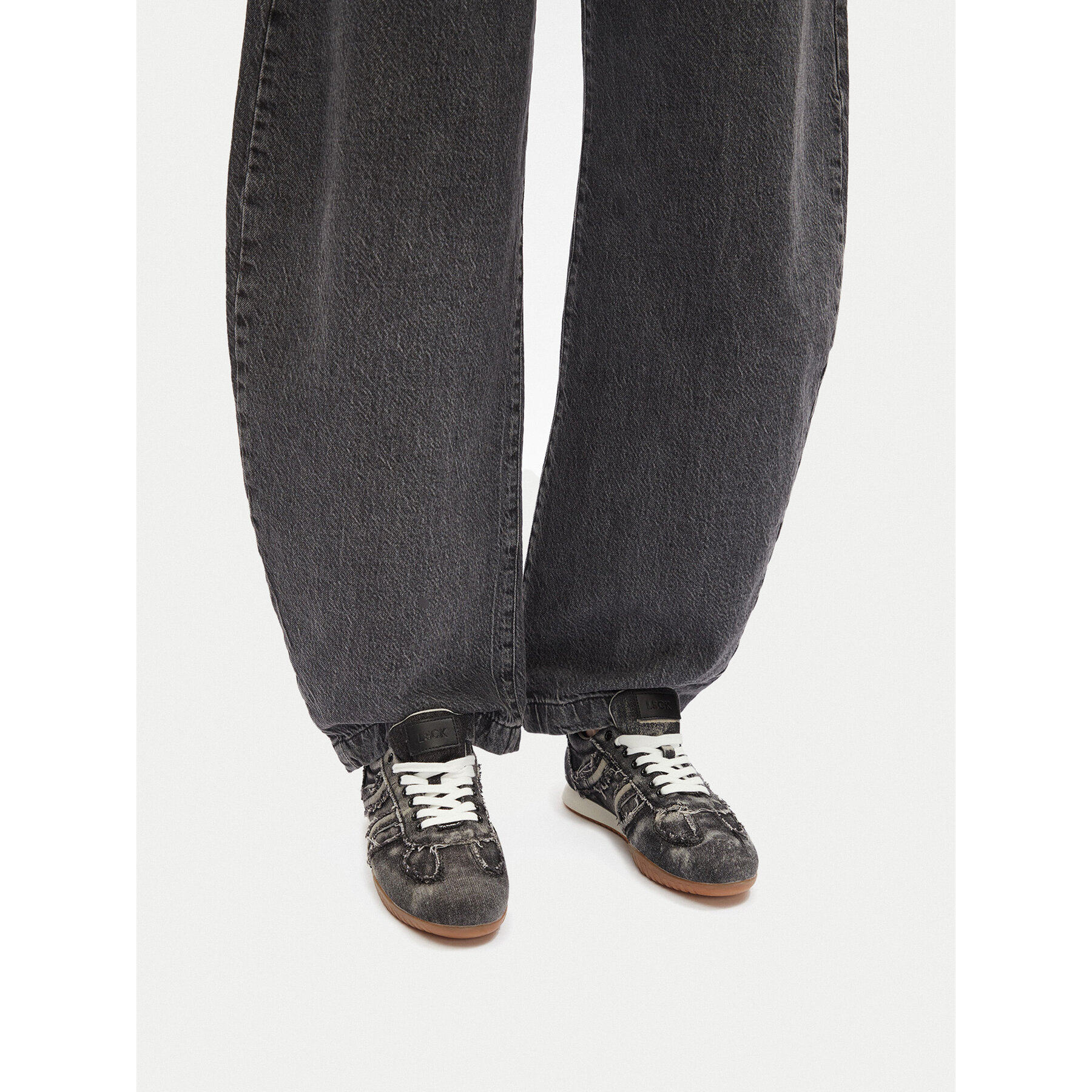 Superge Lasocki YD3970-3 Črna