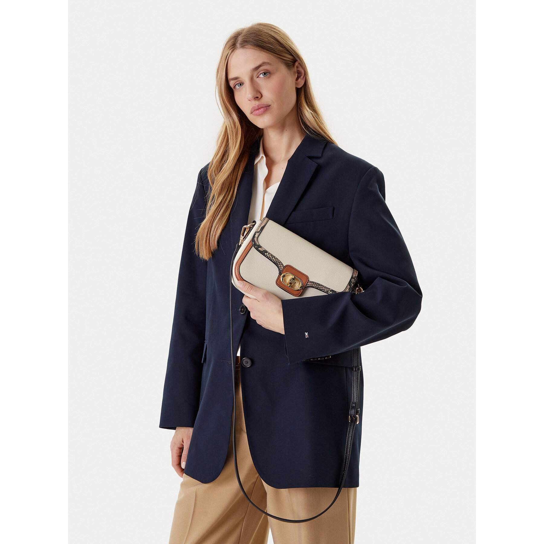 Дамска чанта Aldo Landenderiel 13989356 Екрю