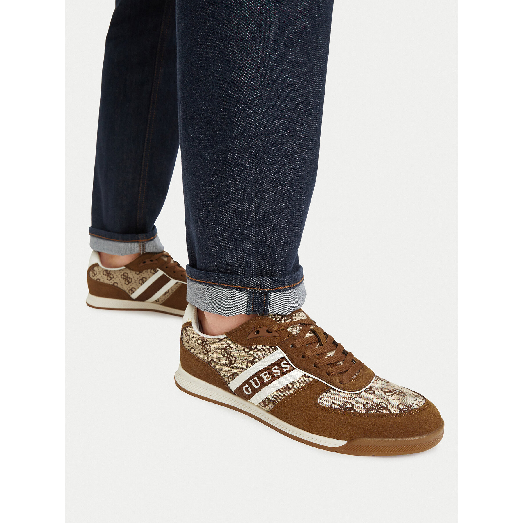 Tenisice Guess FMTDIV SUE12 Smeđa