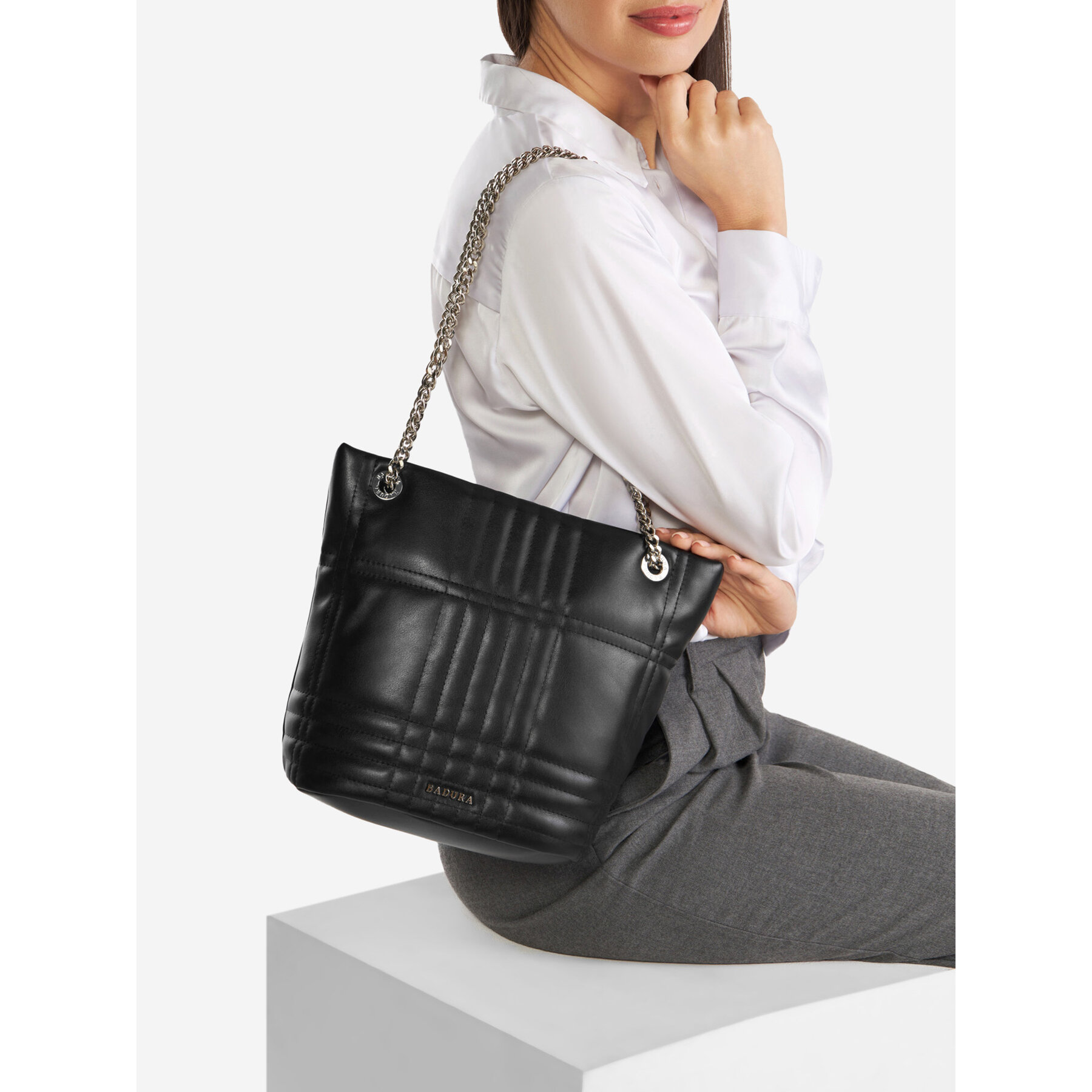 Geantă Badura JH6257-BR. Negru