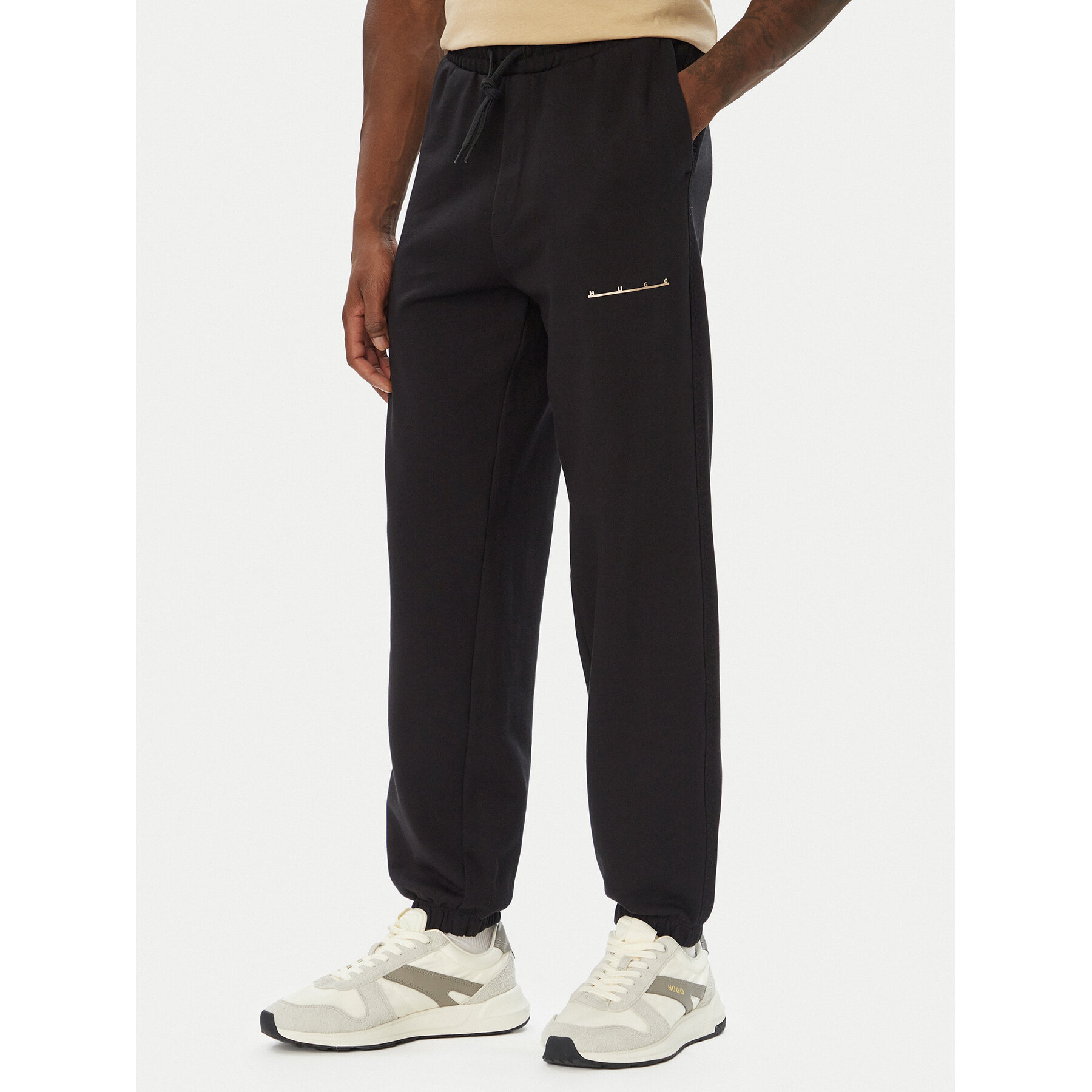 HUGO Jogginghose Datripant 50568125 Schwarz Relaxed Fit
