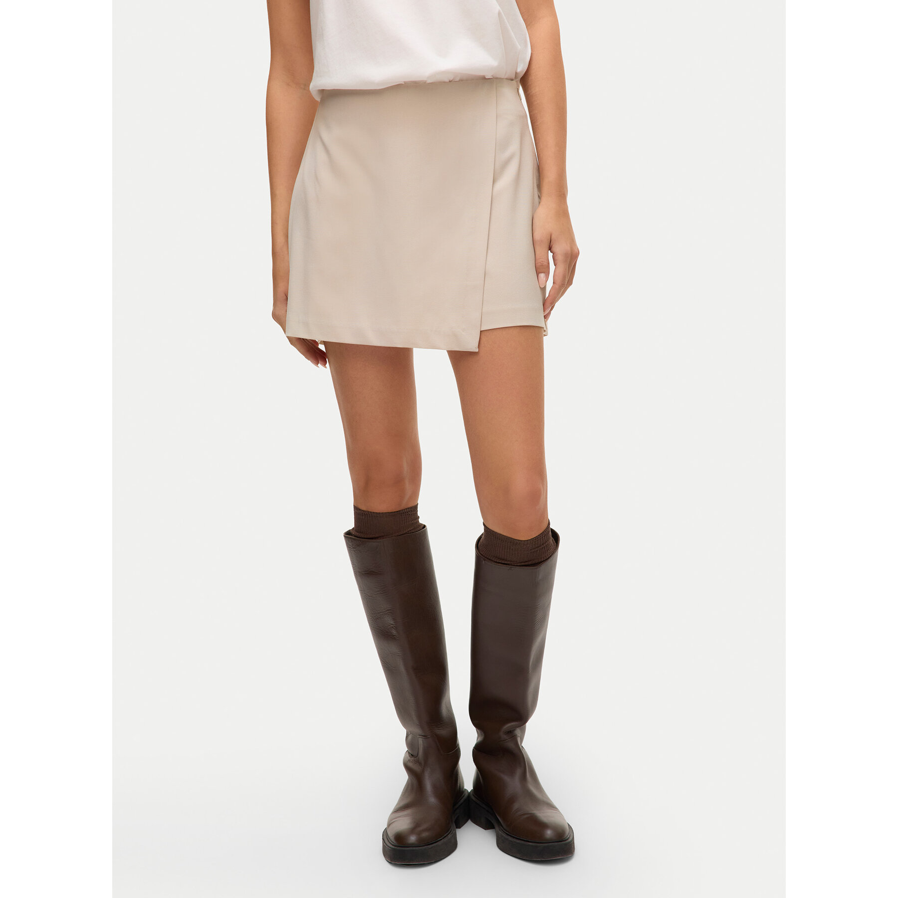 Vero Moda Skorts Melina 10332054 Beige Loose Fit