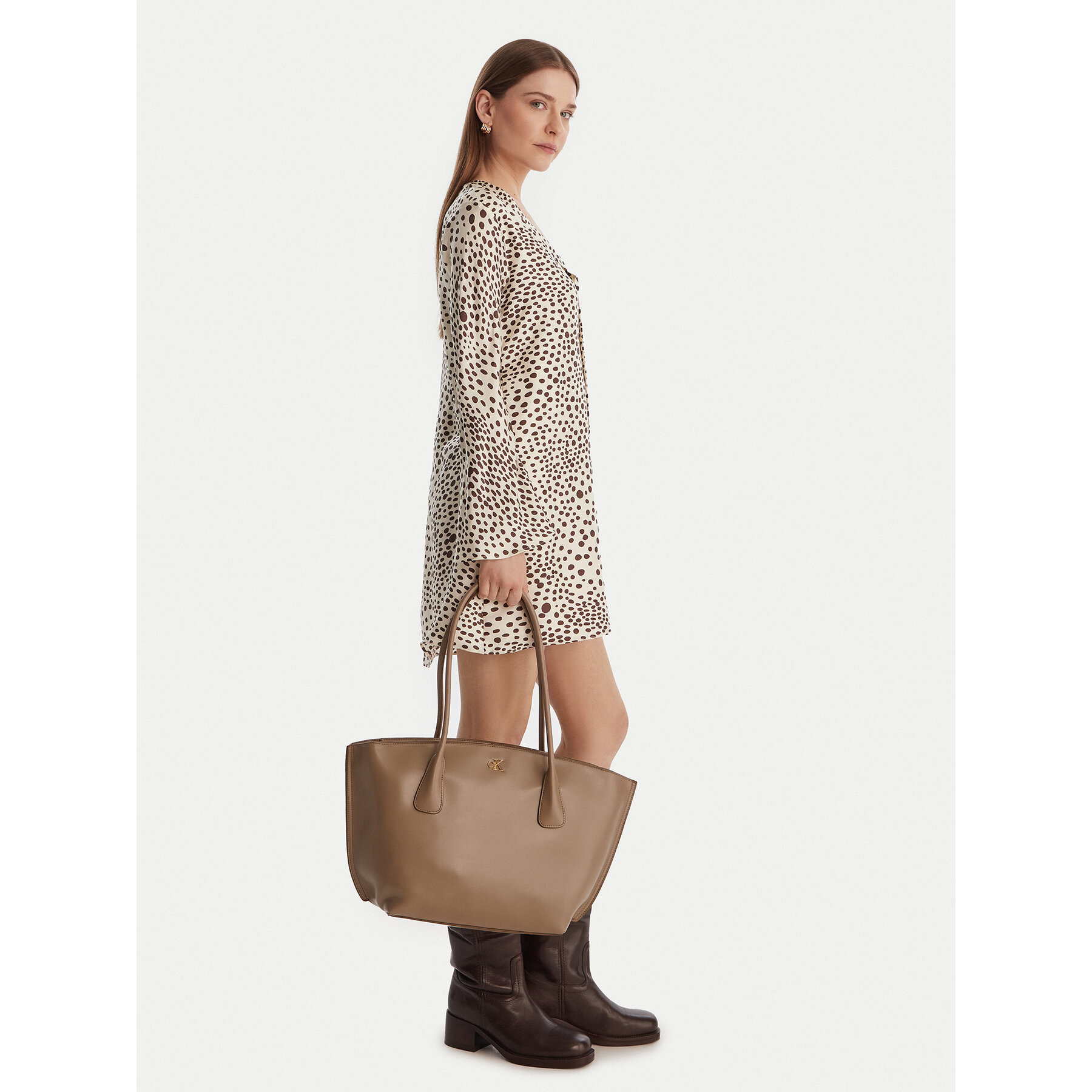 Táska Calvin Klein Ck Medium Dome Tot LV04F3344G Bézs