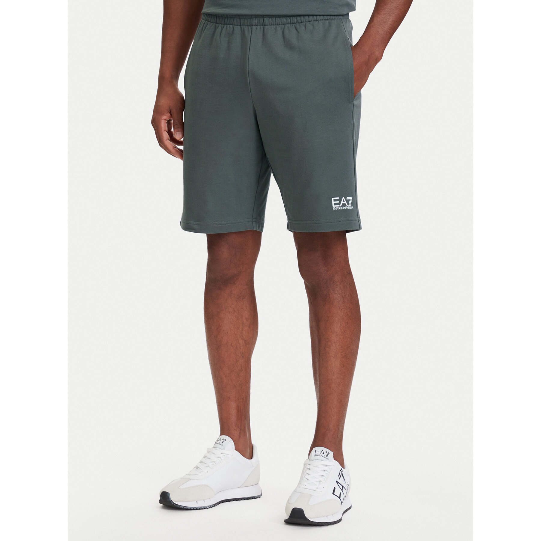 EA7 Emporio Armani Sportshorts 8NPS65 PJVRZ U8085 Grau Regular Fit