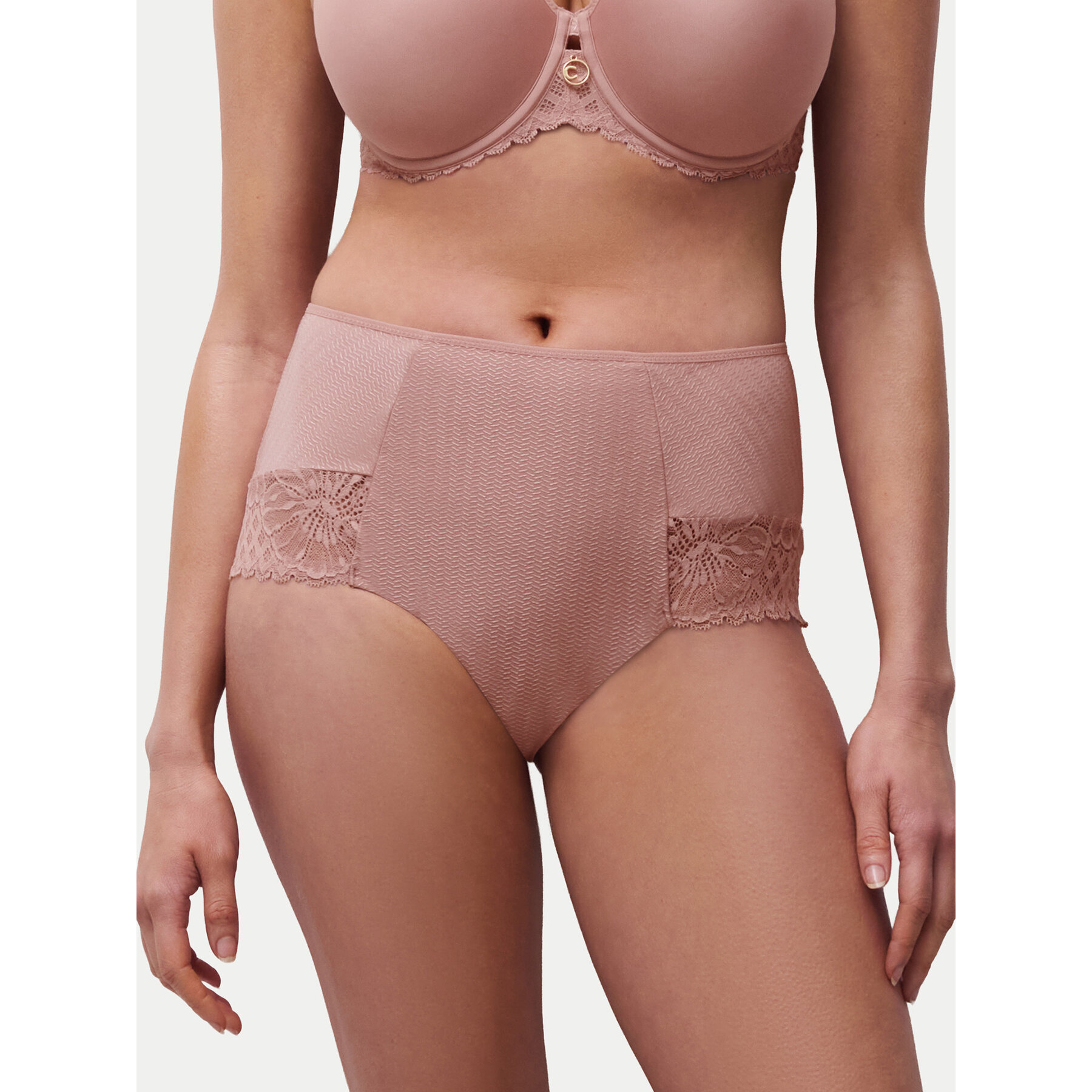 Chantelle Klassischer Damenslip mit hoher Taille Sublime C19WC6 Beige
